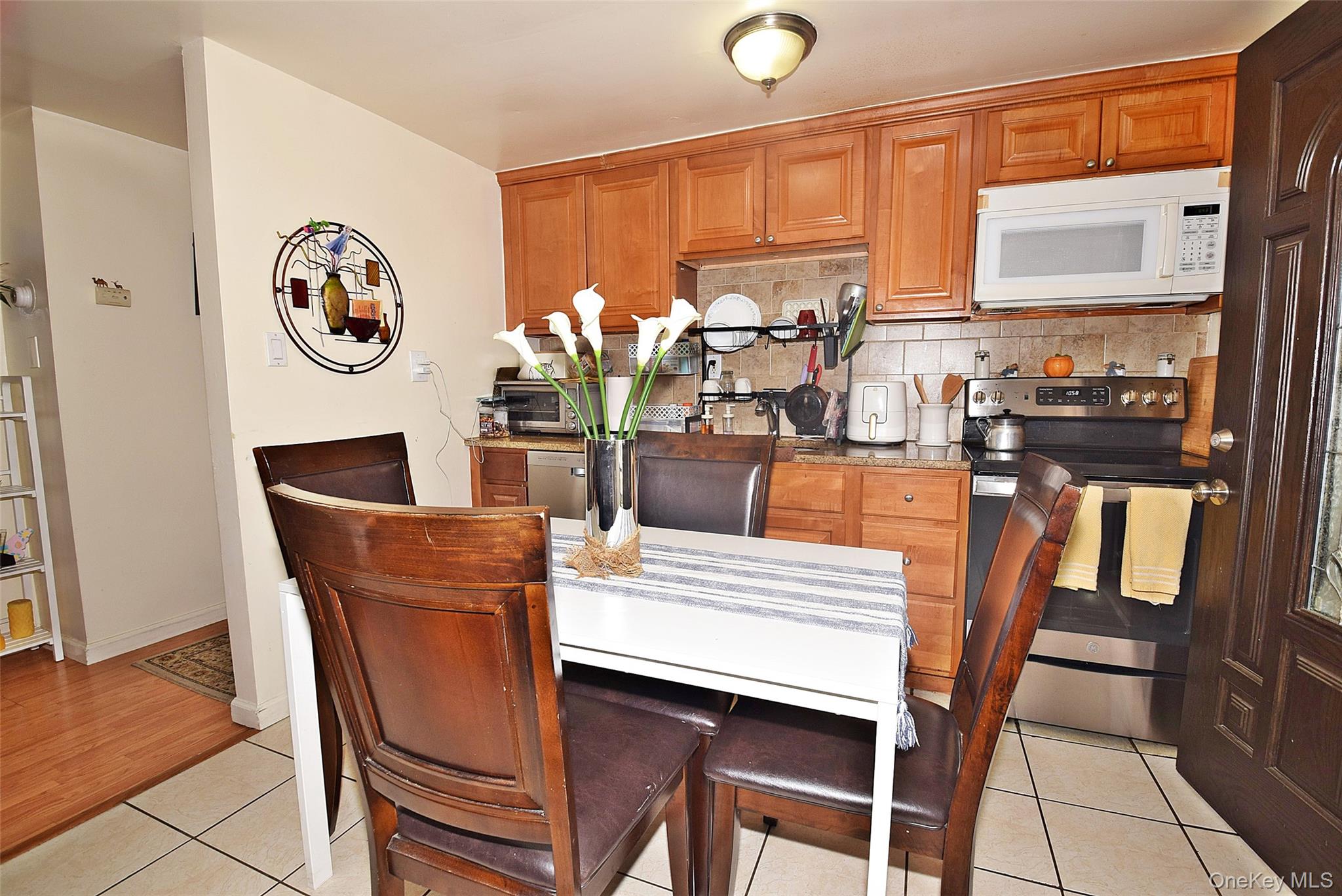 436 Herzel Boulevard, West Babylon, NY 11704