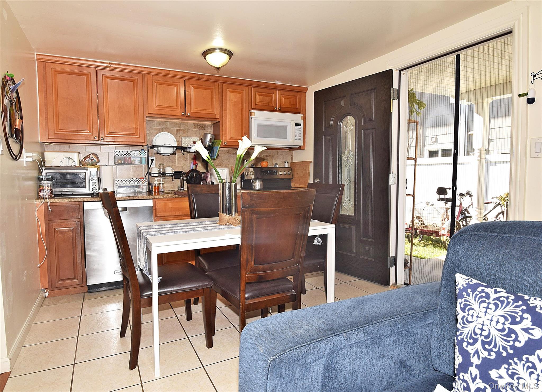 436 Herzel Boulevard, West Babylon, NY 11704