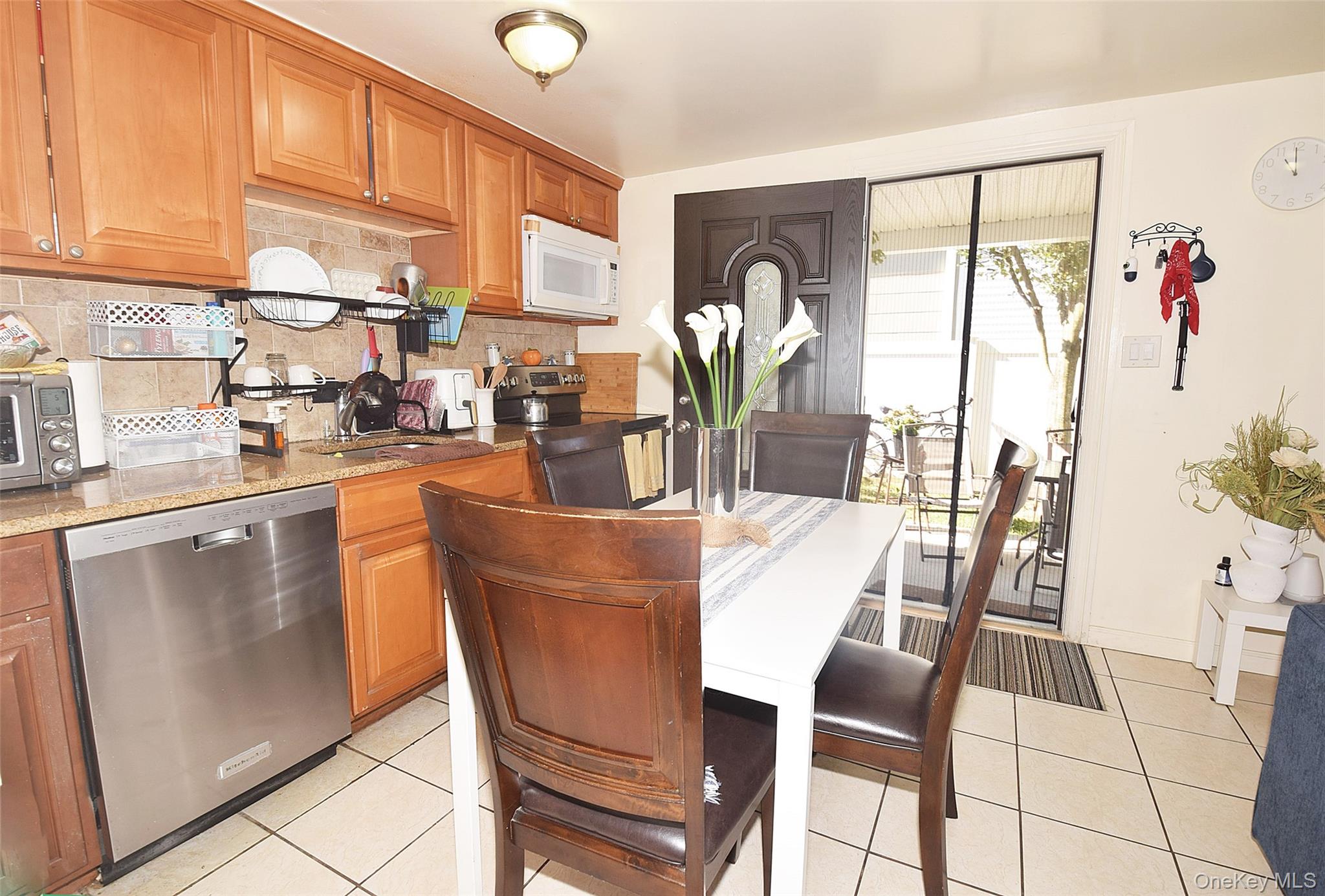 436 Herzel Boulevard, West Babylon, NY 11704