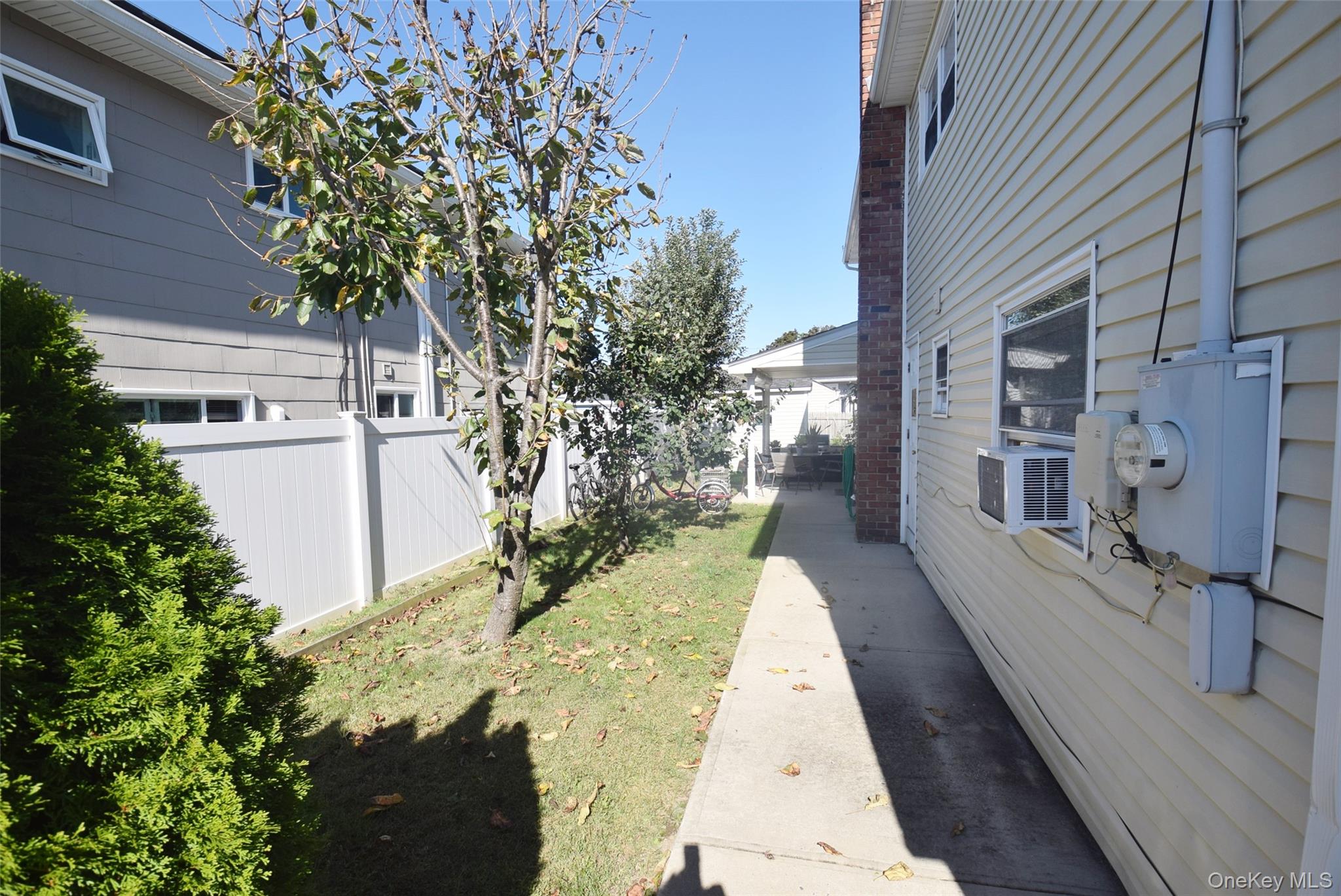 436 Herzel Boulevard, West Babylon, NY 11704