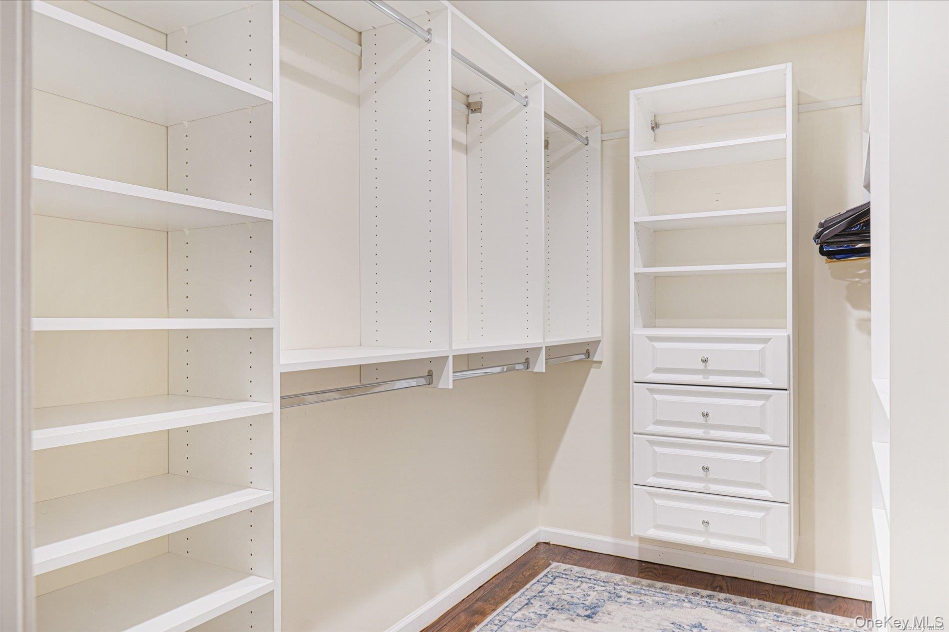 18 Plow Lane, Levittown, NY 11756