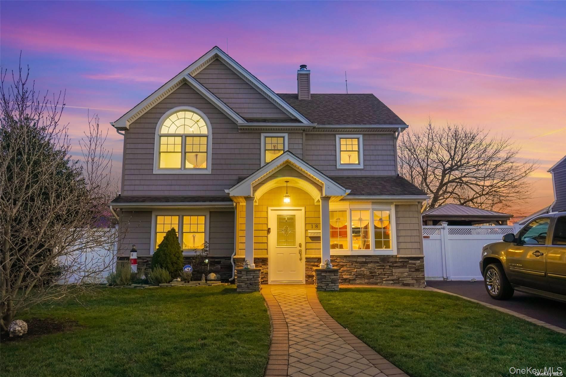 18 Plow Lane, Levittown, NY 11756