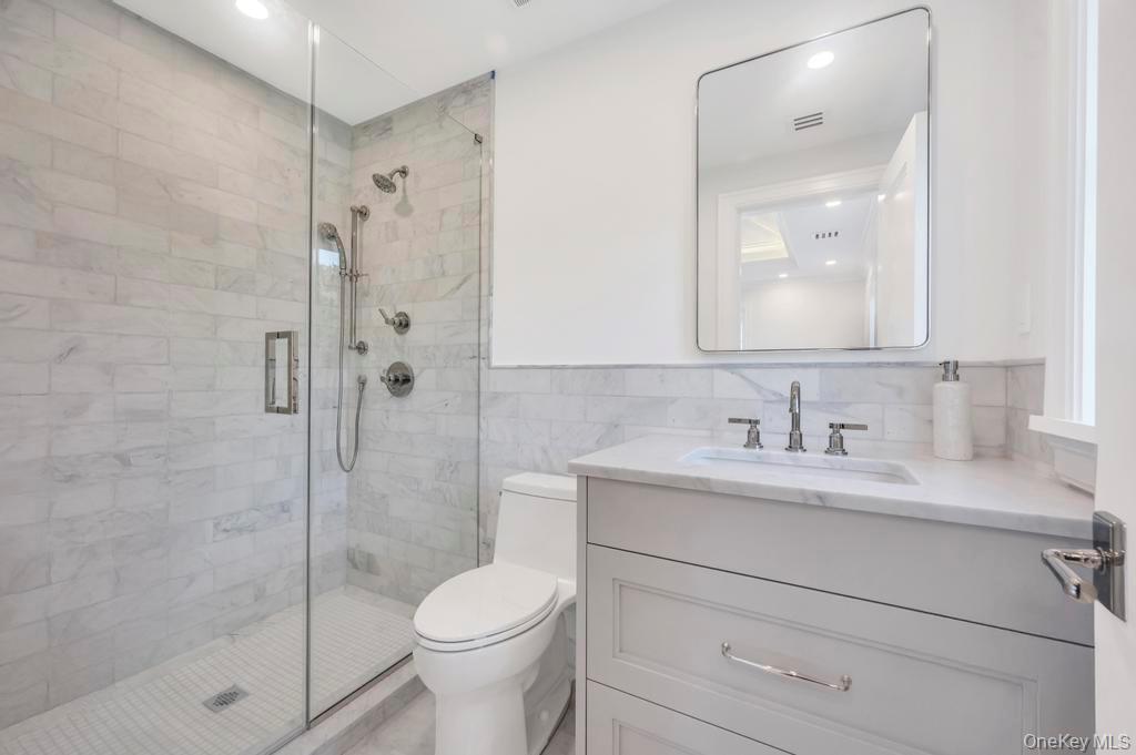 112 Chapel Road, Manhasset, NY 11030