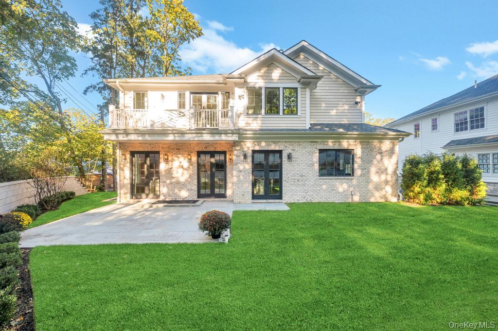 112 Chapel Road, Manhasset, NY 11030