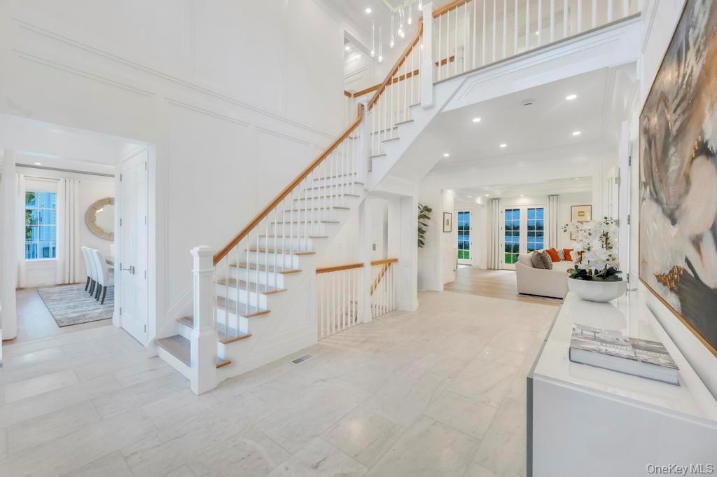 112 Chapel Road, Manhasset, NY 11030