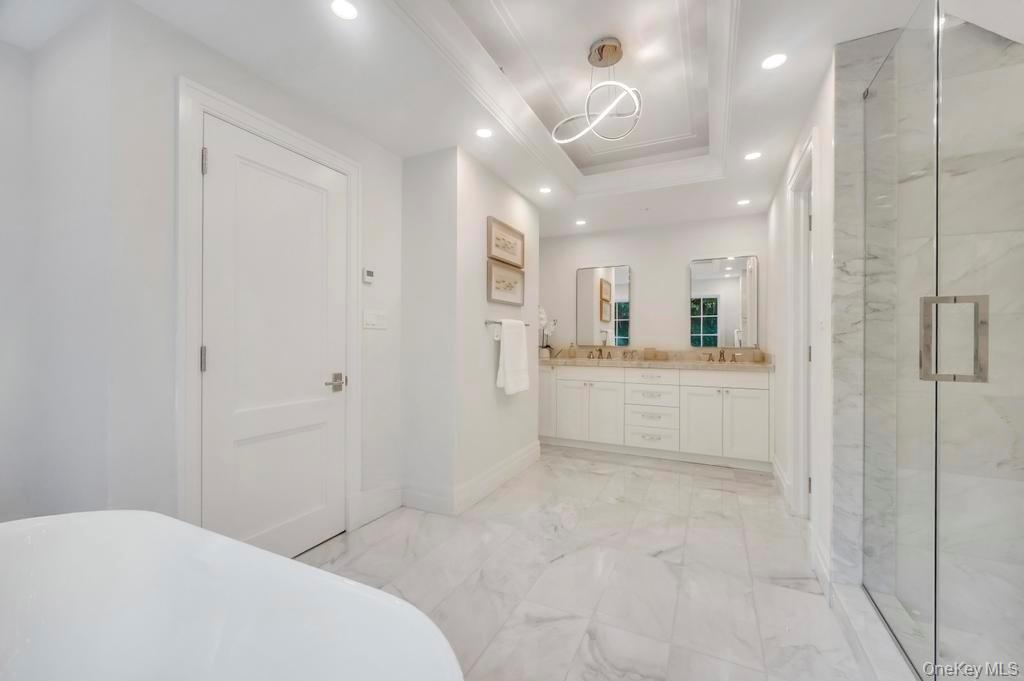 112 Chapel Road, Manhasset, NY 11030