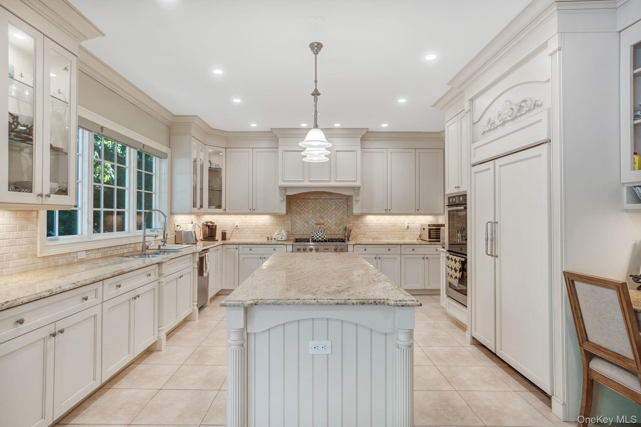 1 Norgate Road, Brookville, NY 11545