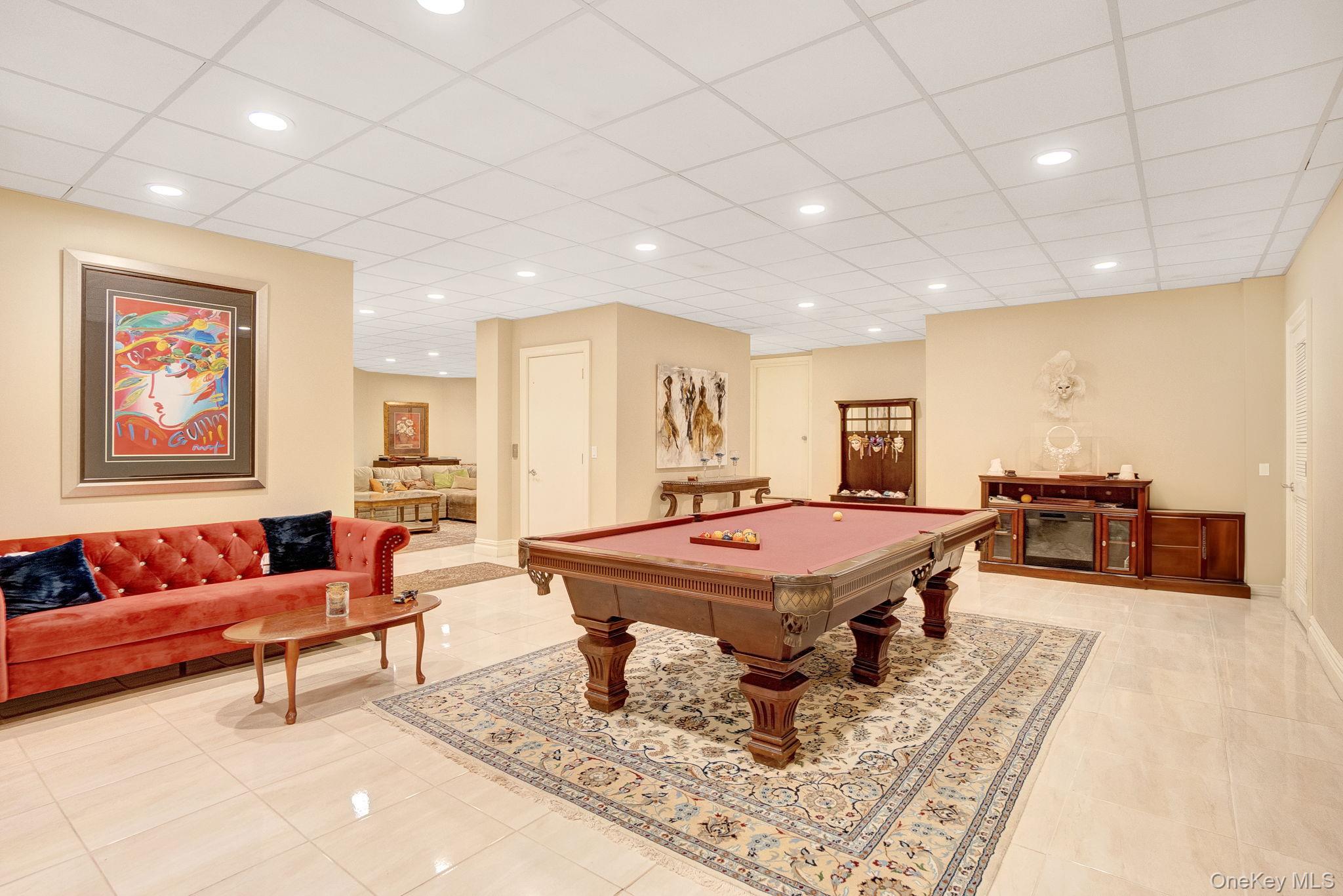 1 Norgate Road, Brookville, NY 11545