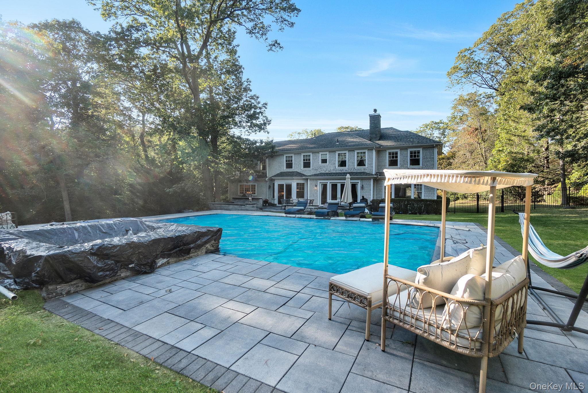 1 Norgate Road, Brookville, NY 11545