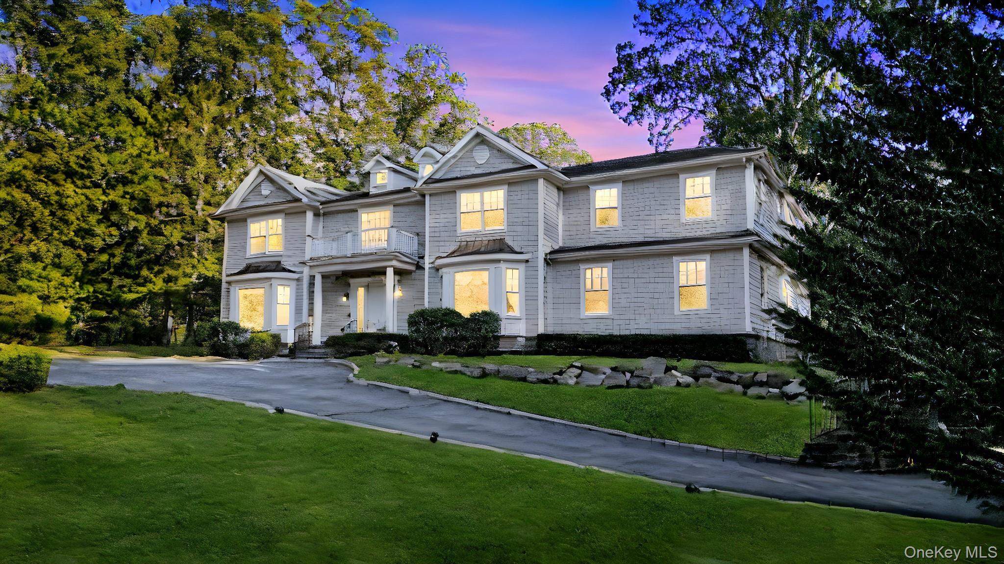 1 Norgate Road, Brookville, NY 11545