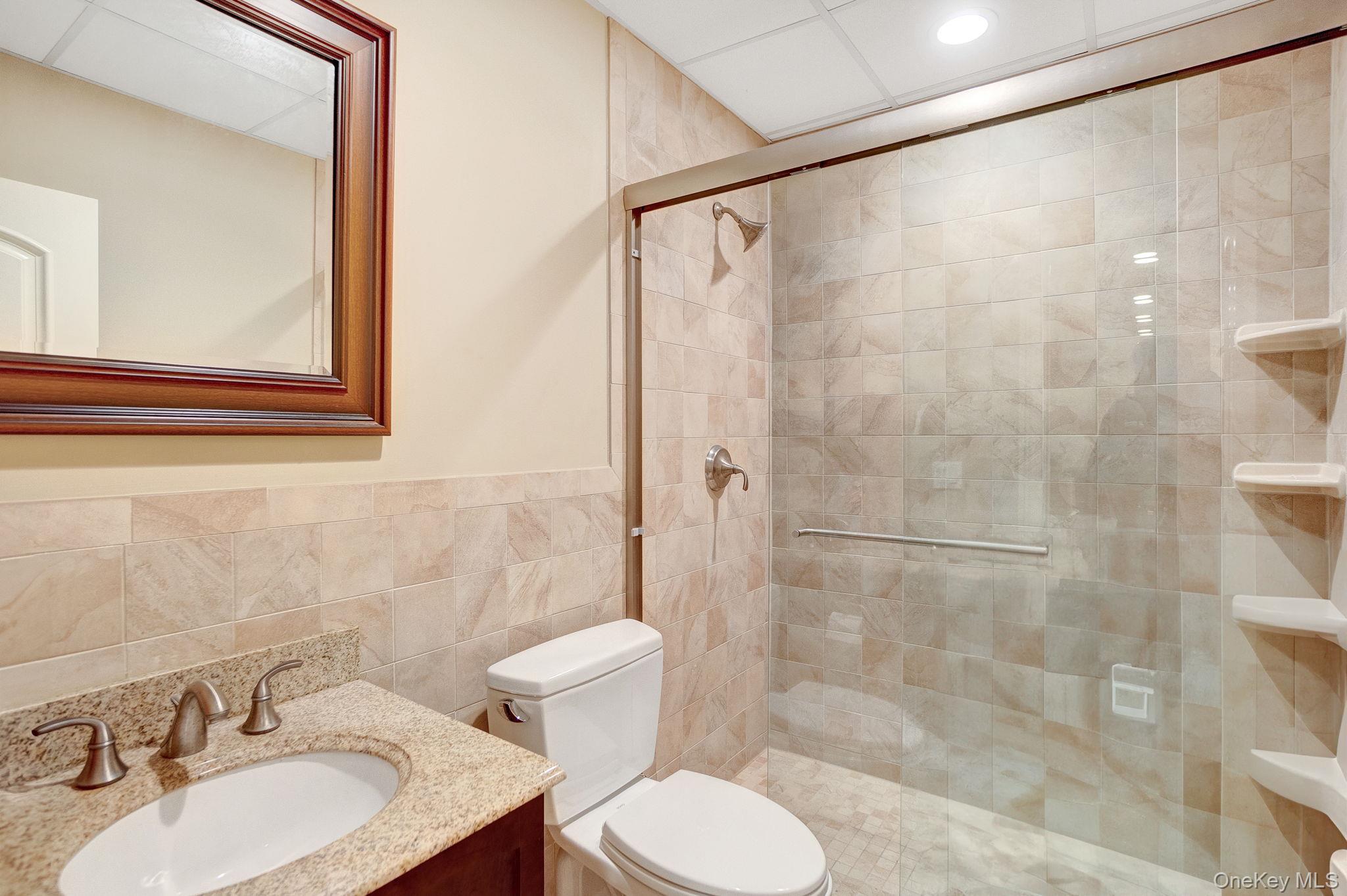 1 Norgate Road, Brookville, NY 11545