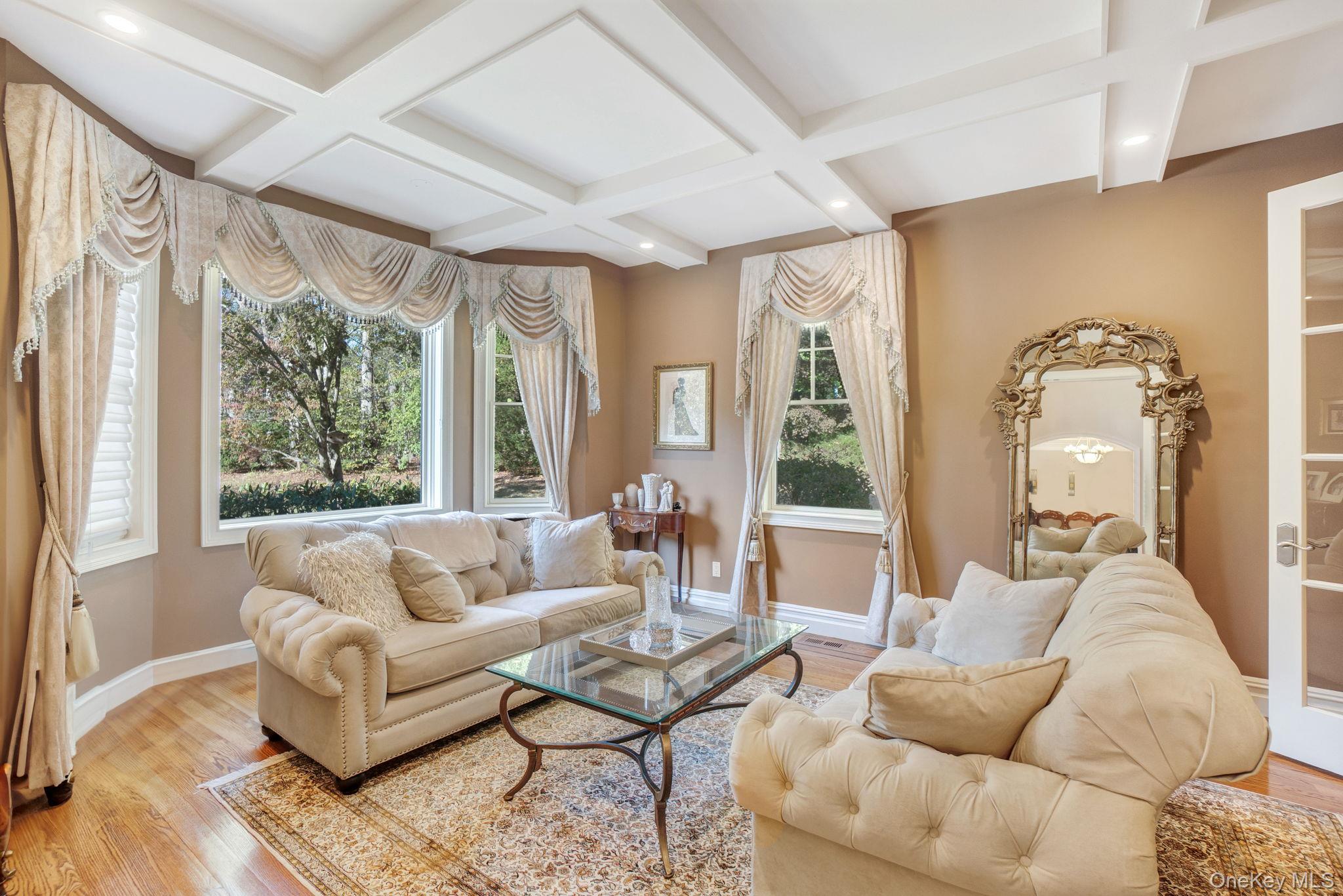 1 Norgate Road, Brookville, NY 11545