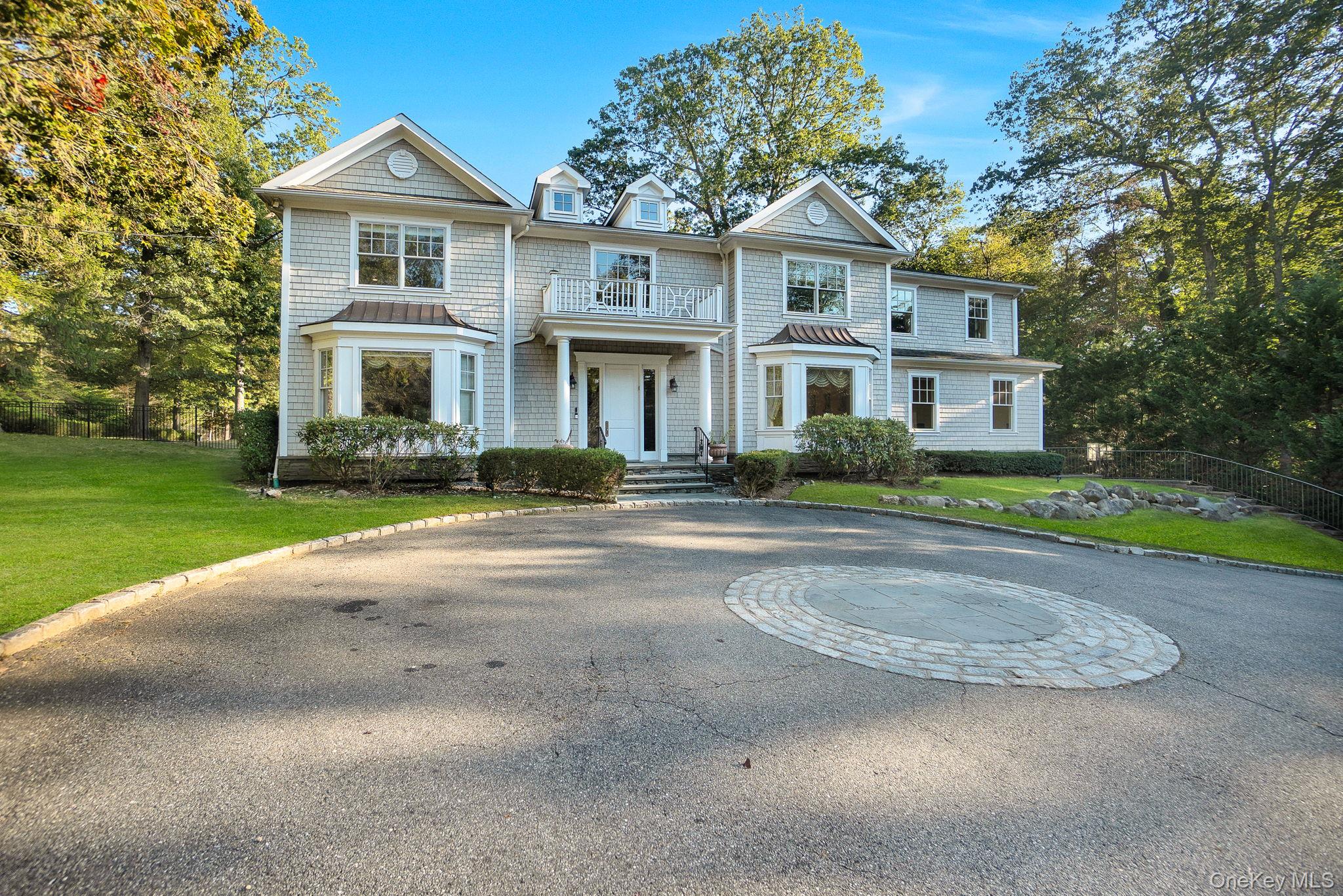 1 Norgate Road, Brookville, NY 11545