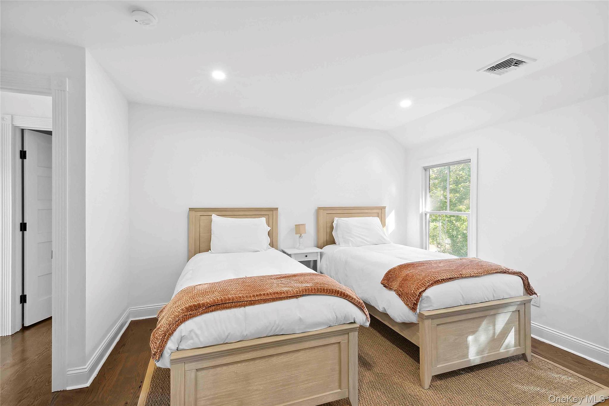 96 Miller Road, Southampton, NY 11968