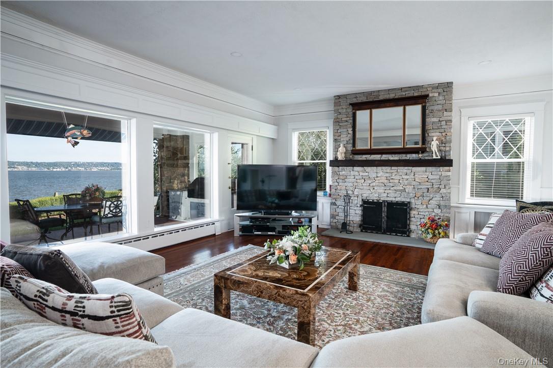 9 Voorhis, Nyack, NY 10960