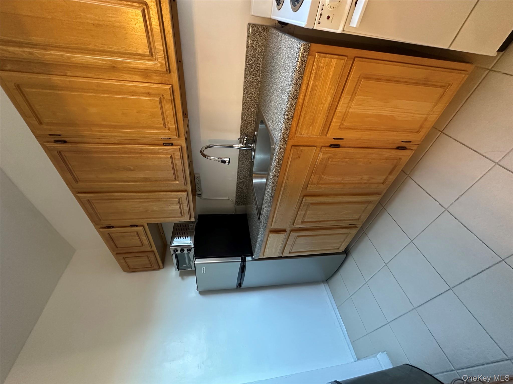 86-10 34th Avenue # 624, Jackson Heights, NY 11372