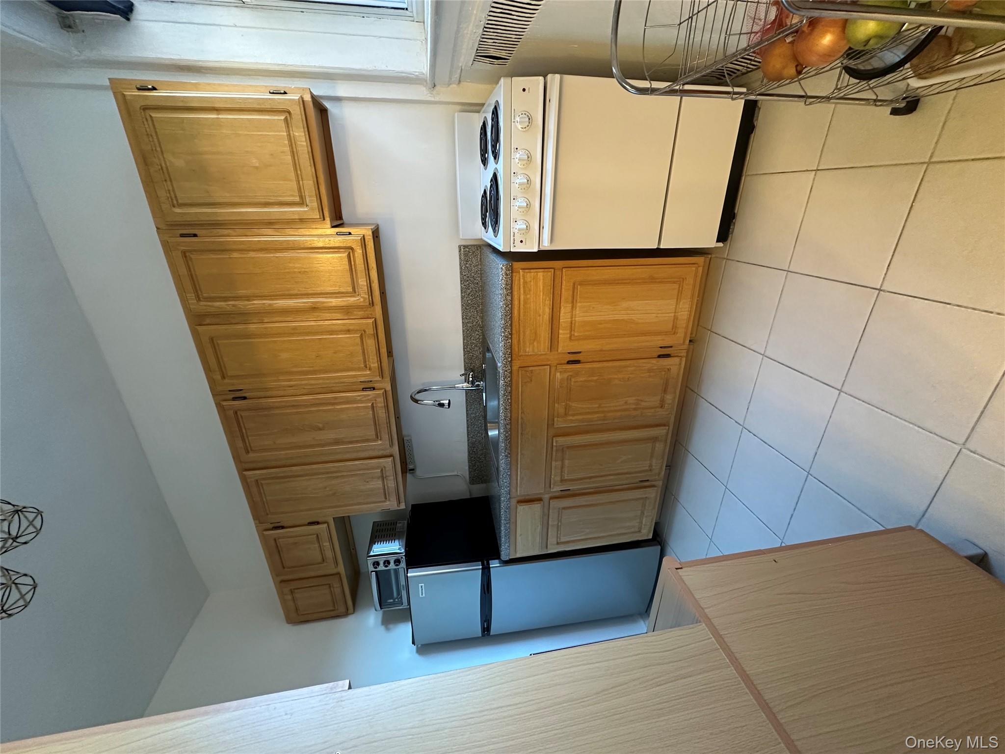 86-10 34th Avenue # 624, Jackson Heights, NY 11372