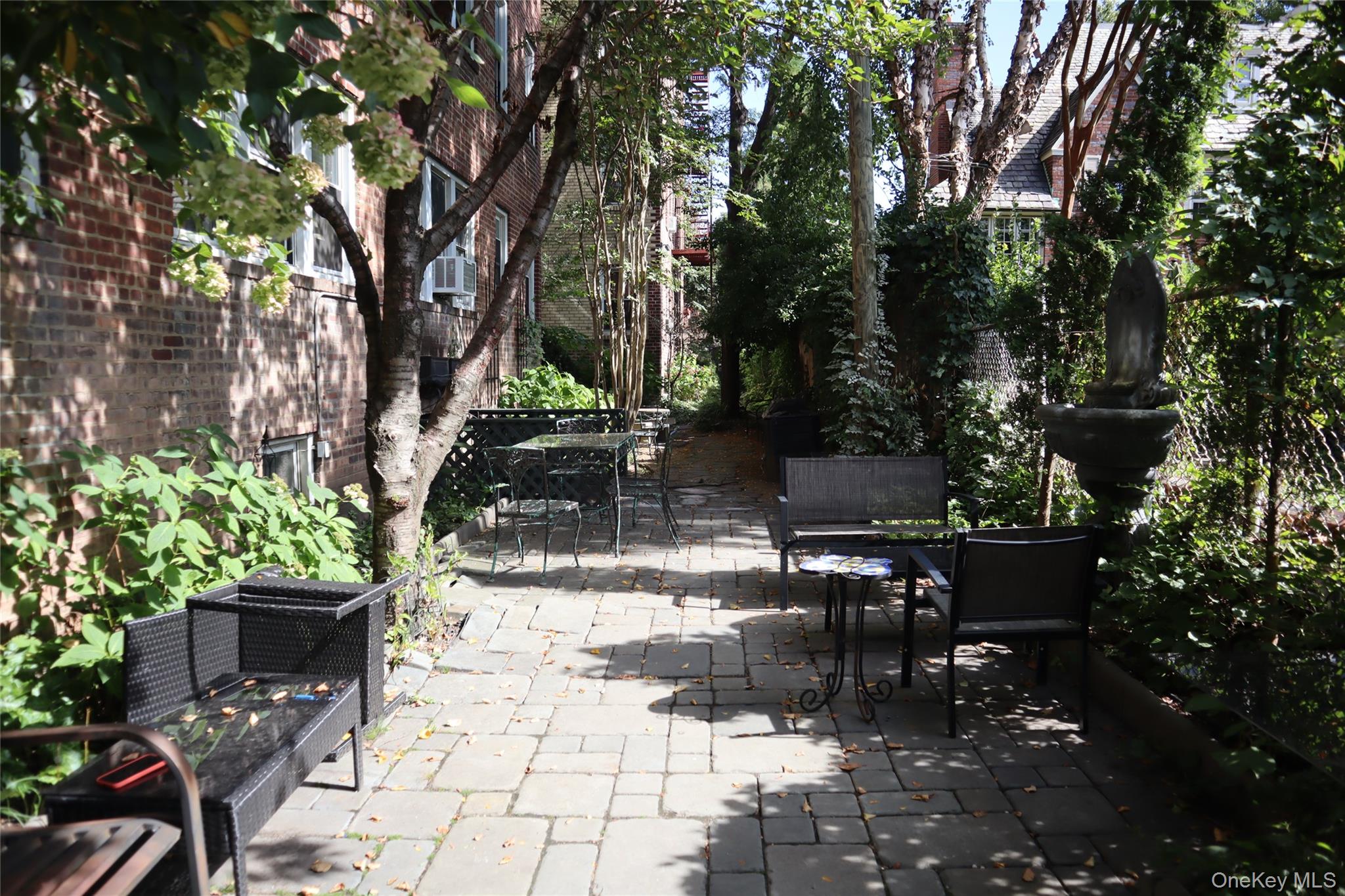 86-10 34th Avenue # 624, Jackson Heights, NY 11372