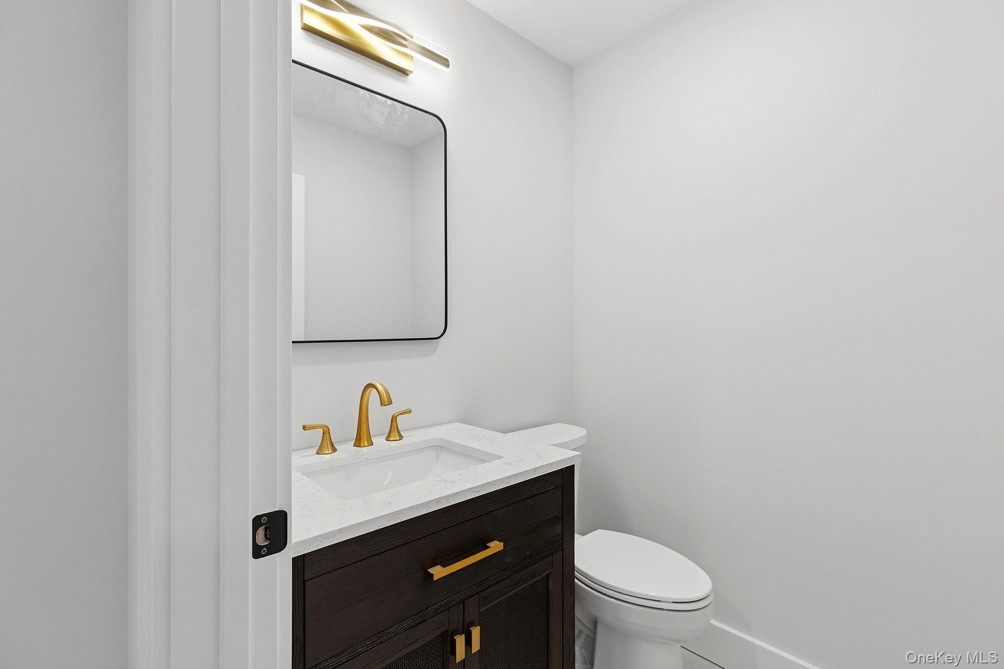 54 Ellis Avenue, Northport, NY 11768