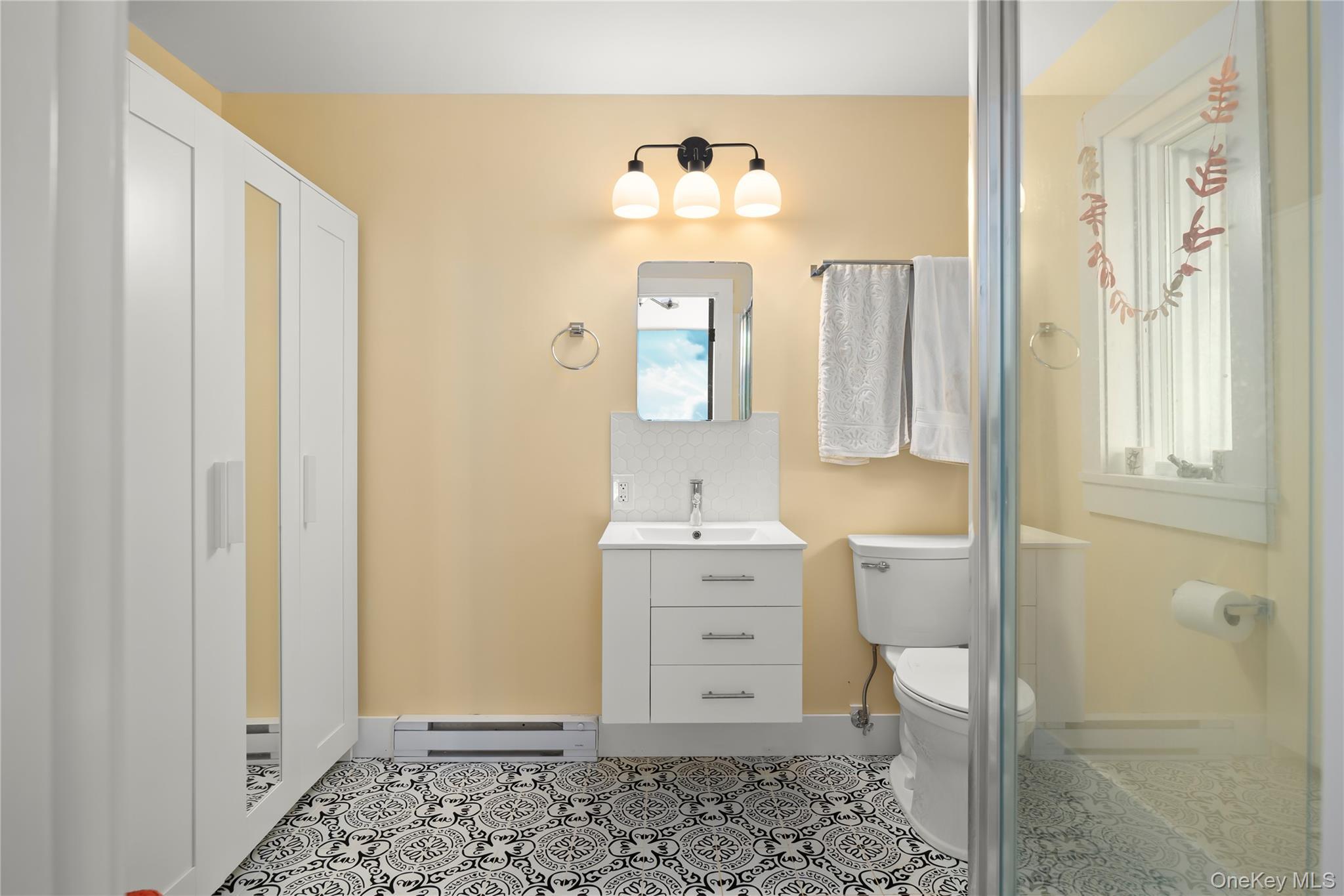 381 Northern Boulevard, Germantown, NY 12526