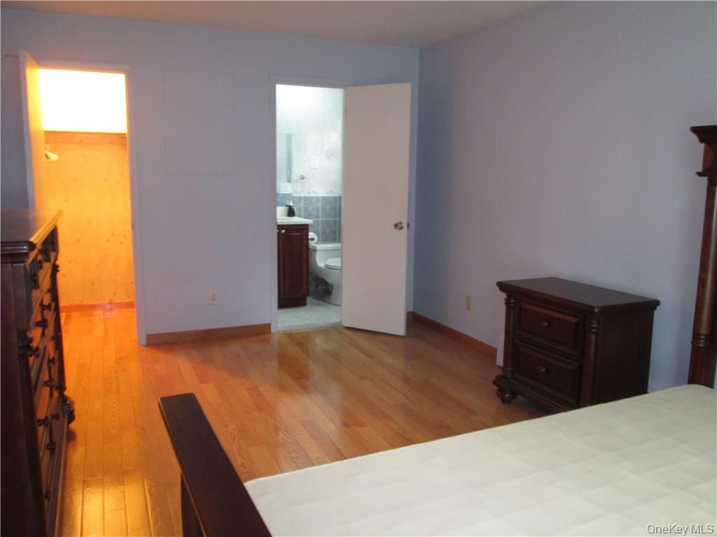 53 Doxbury Lane, Suffern, NY 10901