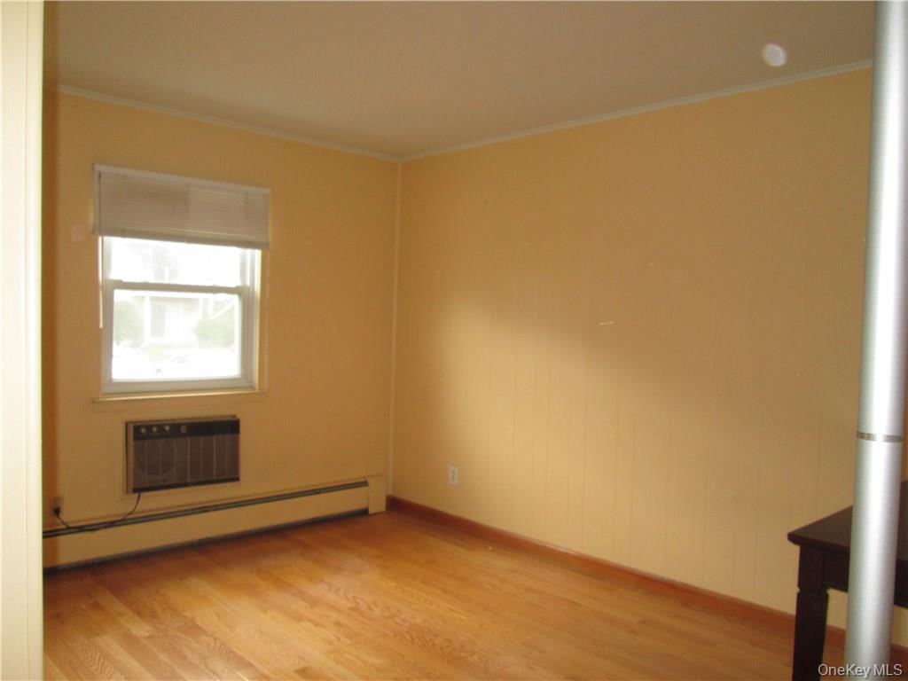 53 Doxbury Lane, Suffern, NY 10901