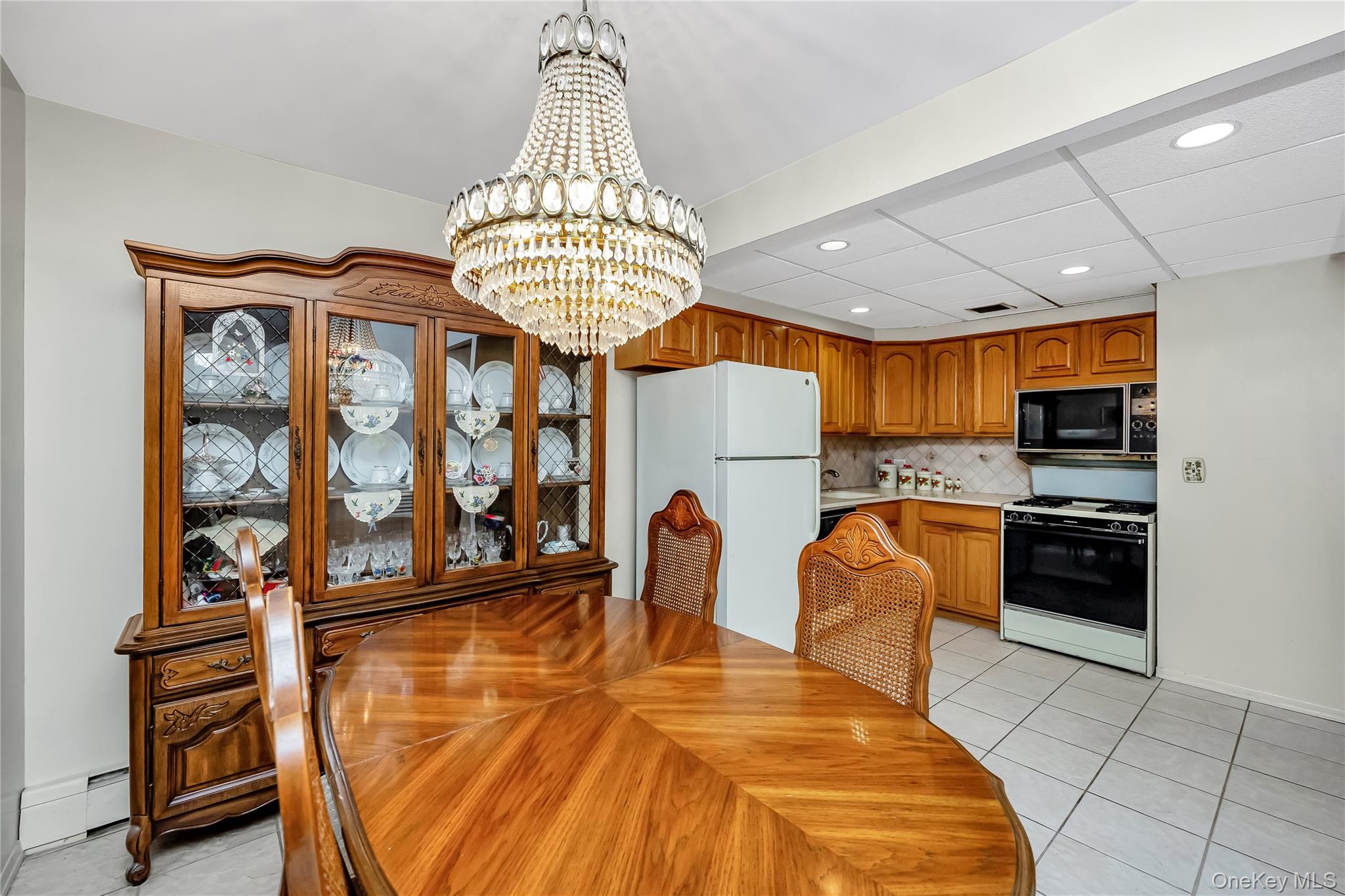 2135 Menahan Street, Ridgewood, NY 11385