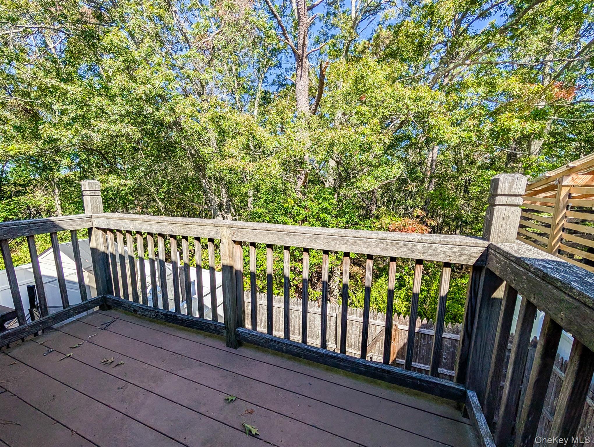 136 Hill Crescent, Calverton, NY 11933