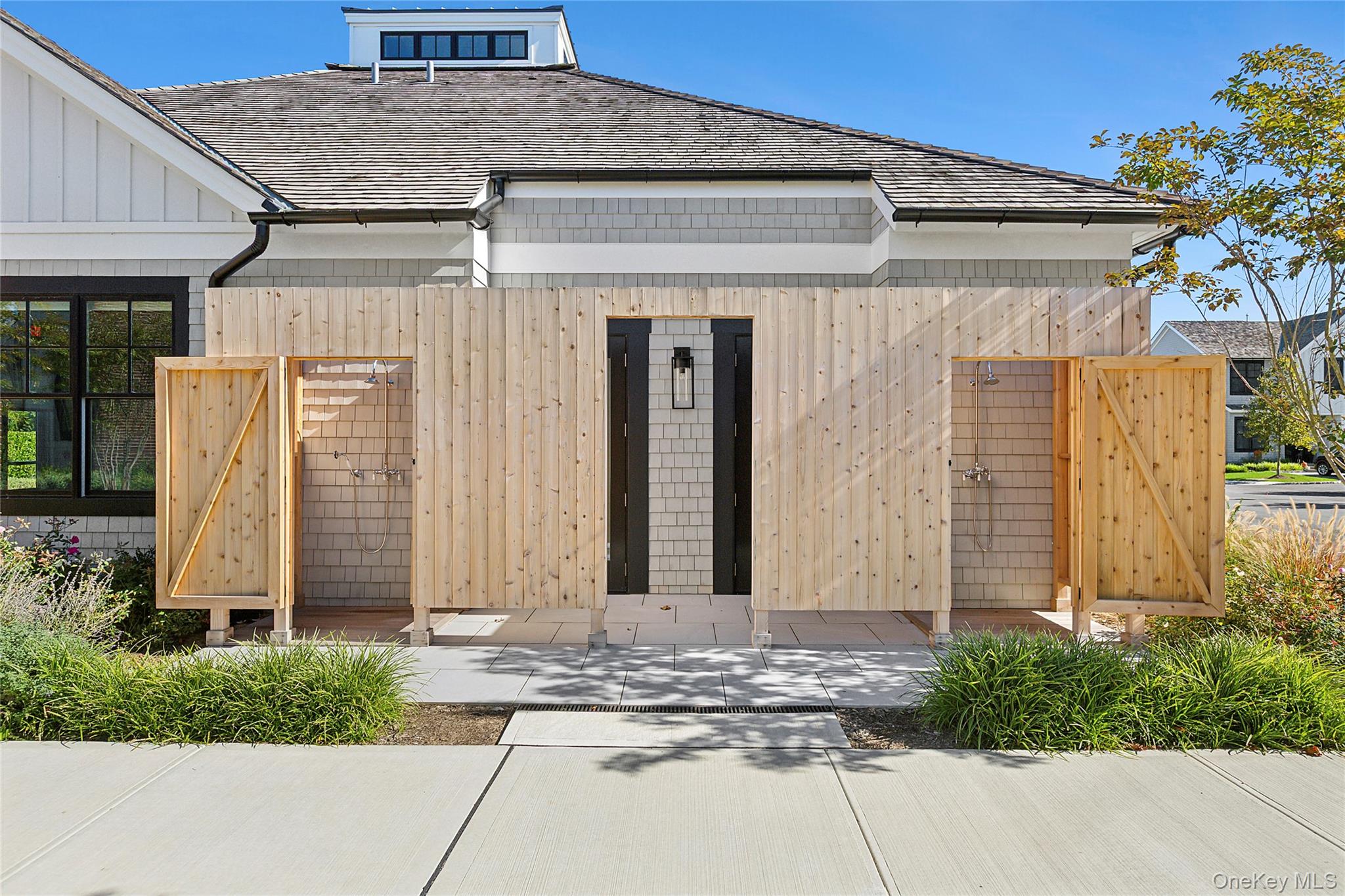 8 Magnolia Drive # 2A, Water Mill, NY 11976