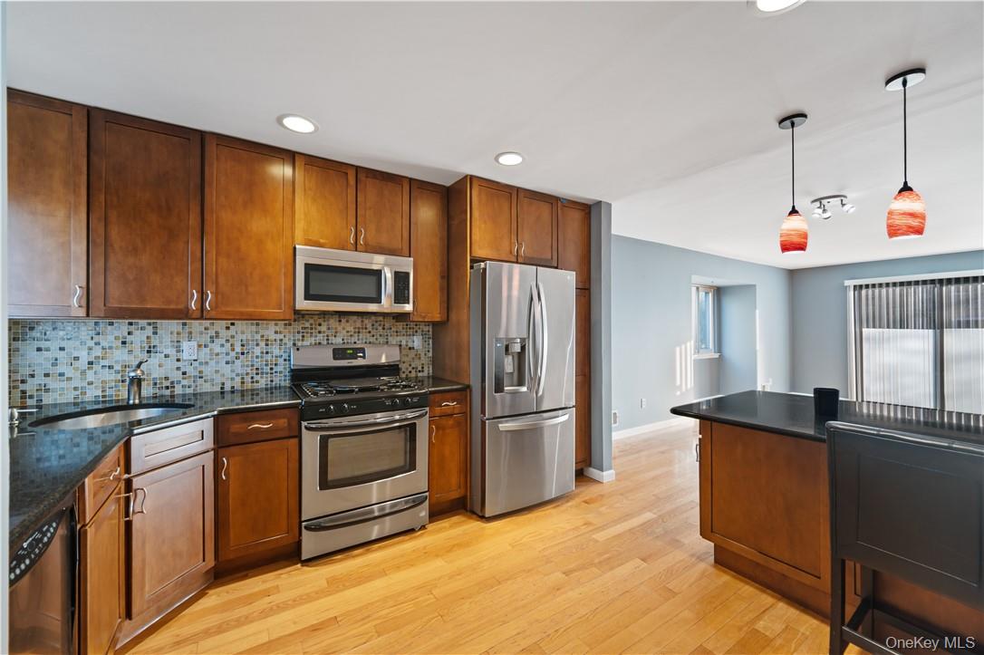 58 Park Drive, Mount Kisco, NY 10549