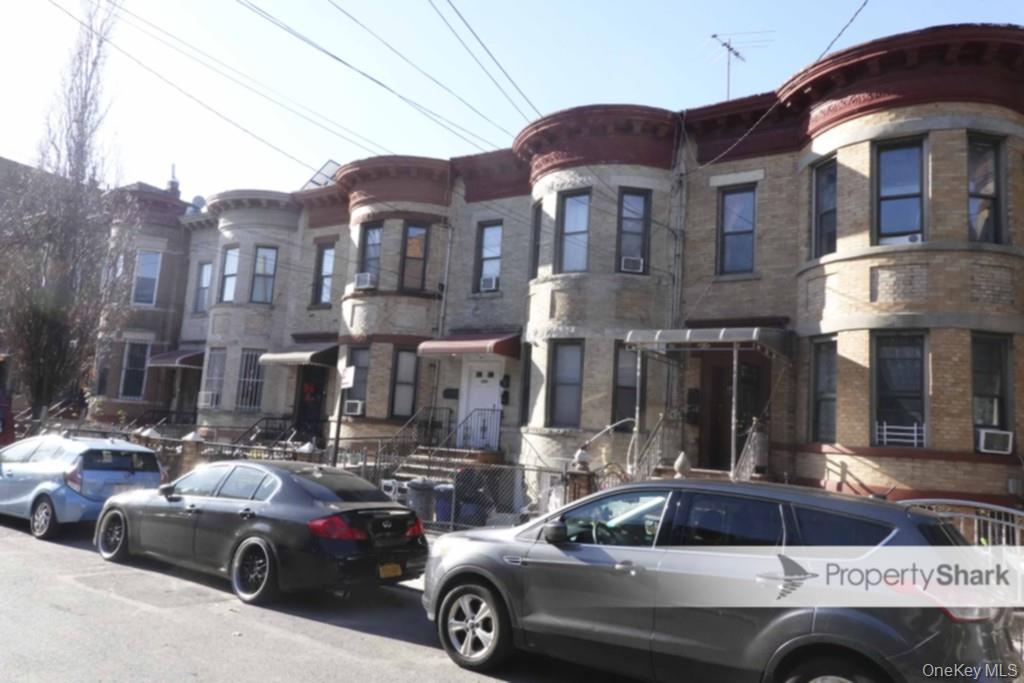 220 E 34th Street, Brooklyn, NY 11203
