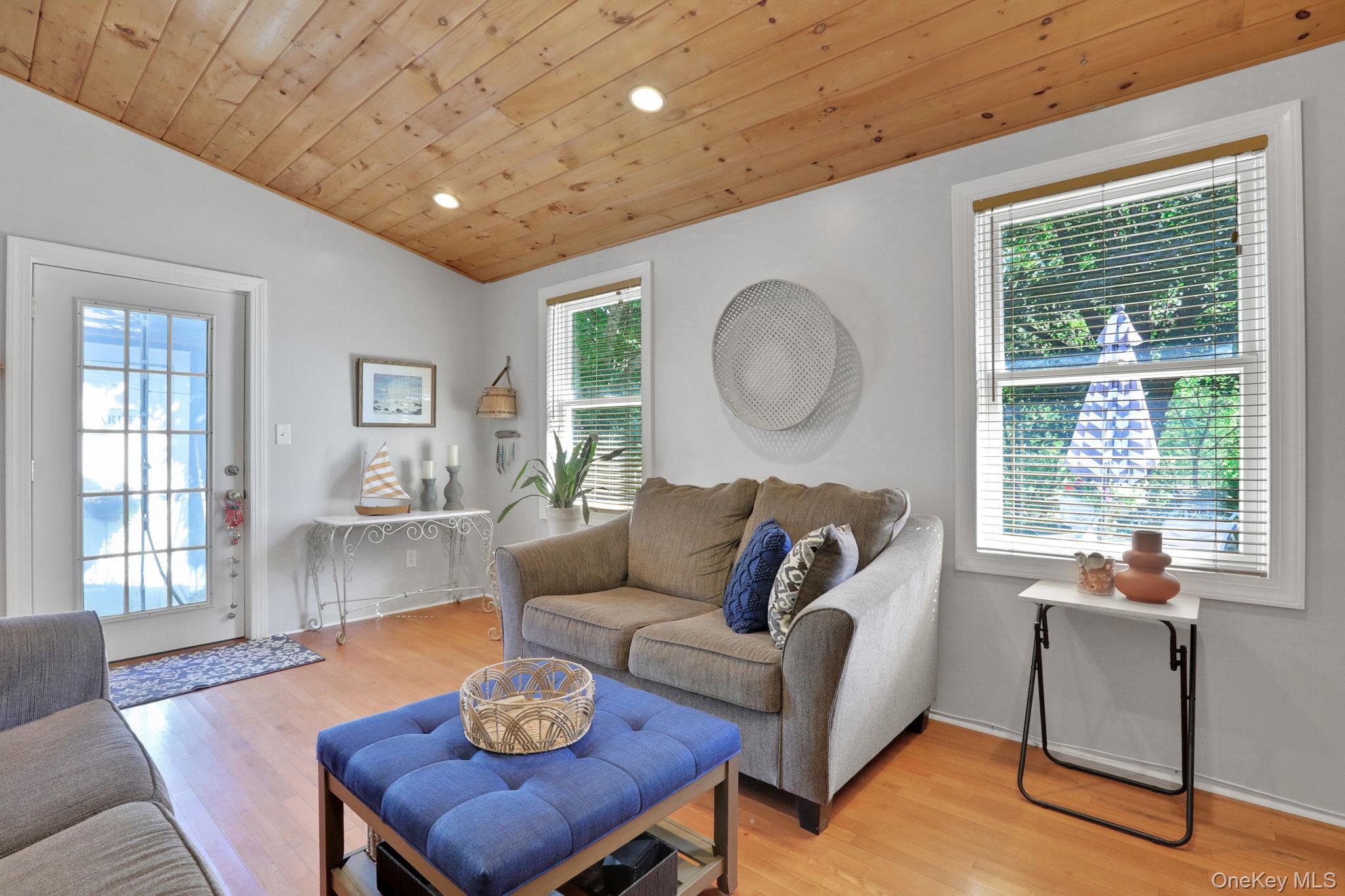 40 Main Street, Esopus, NY 12429