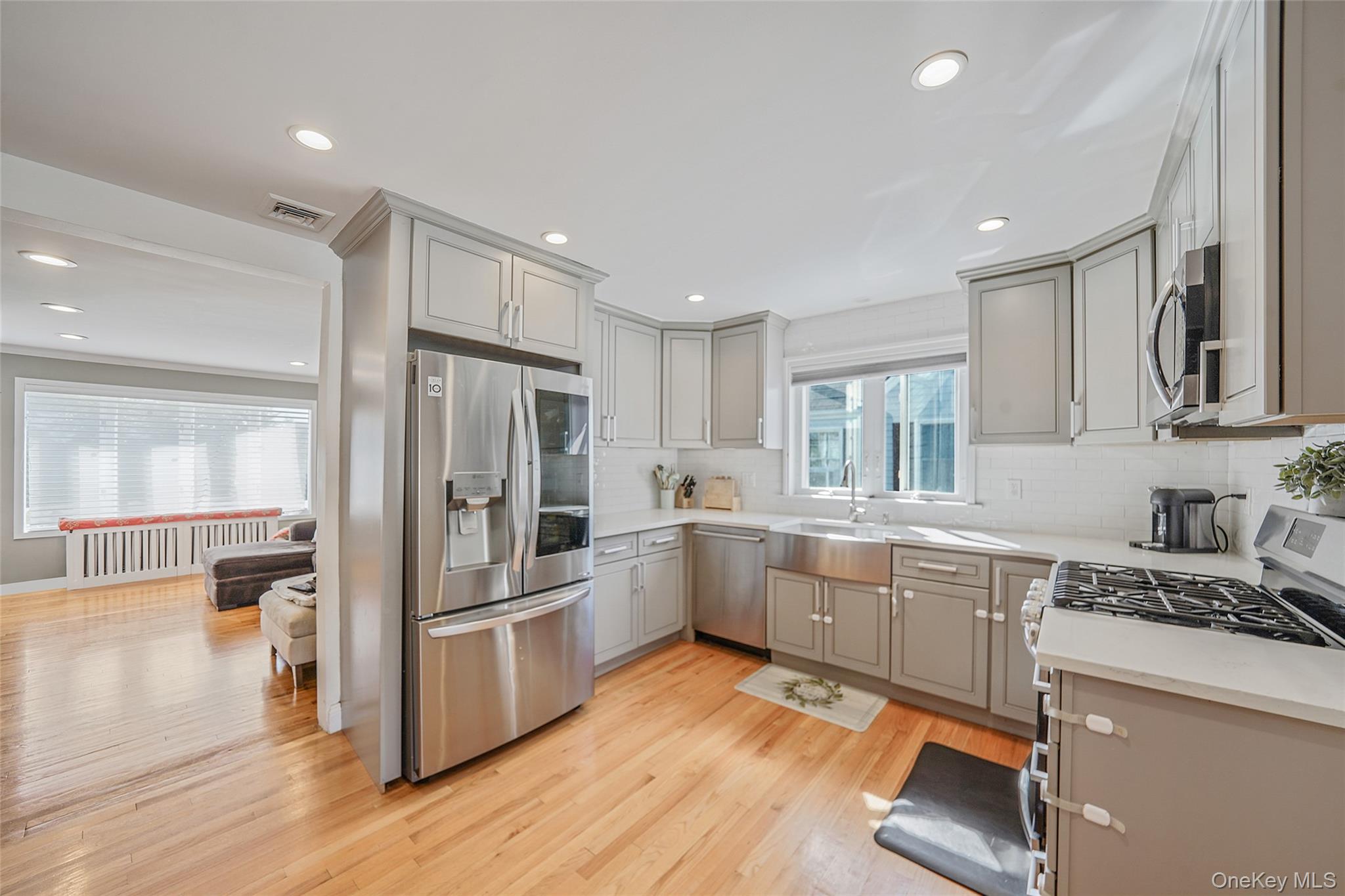 17 Barnstable Road, East Rockaway, NY 11518