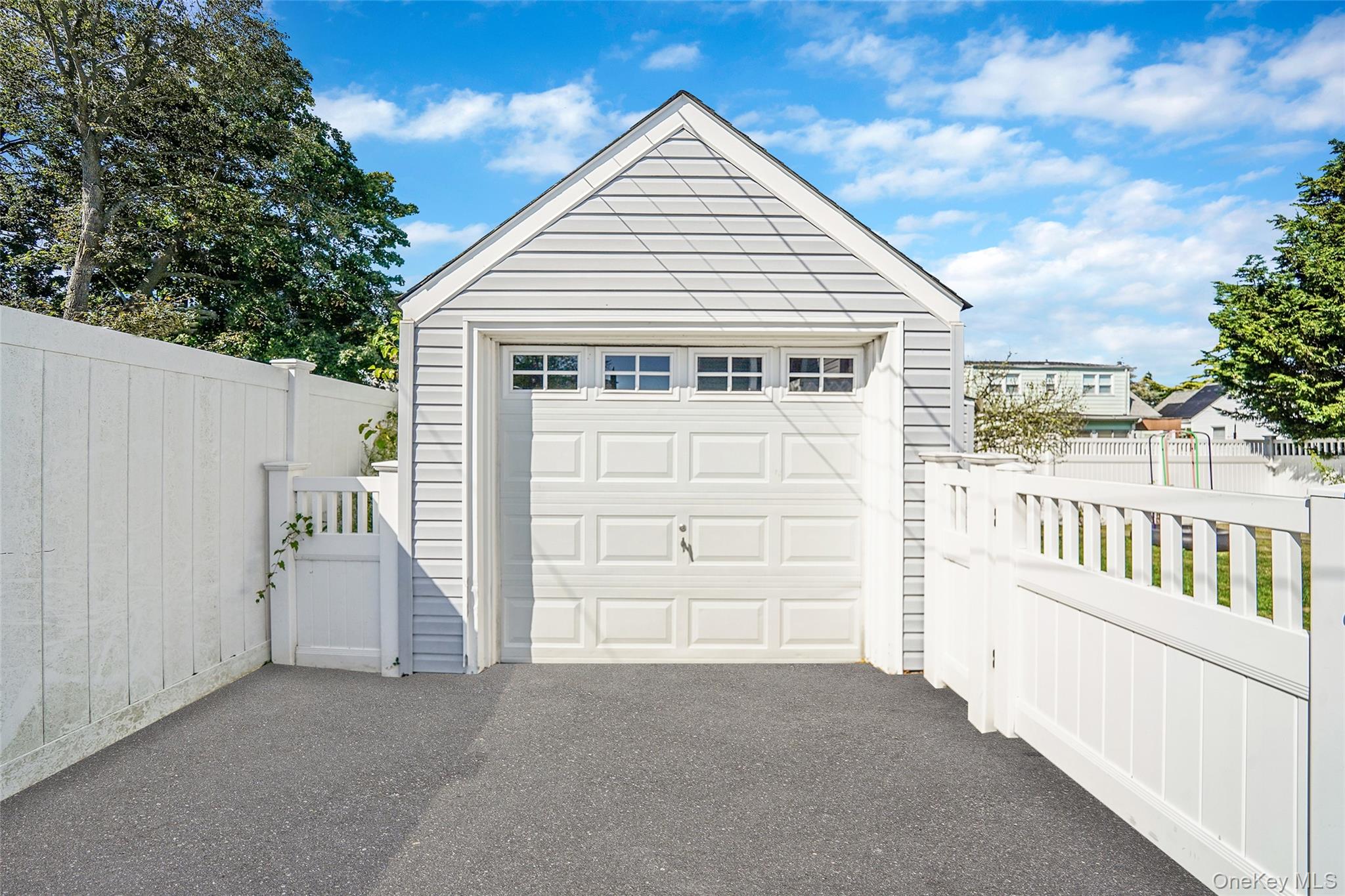 17 Barnstable Road, East Rockaway, NY 11518