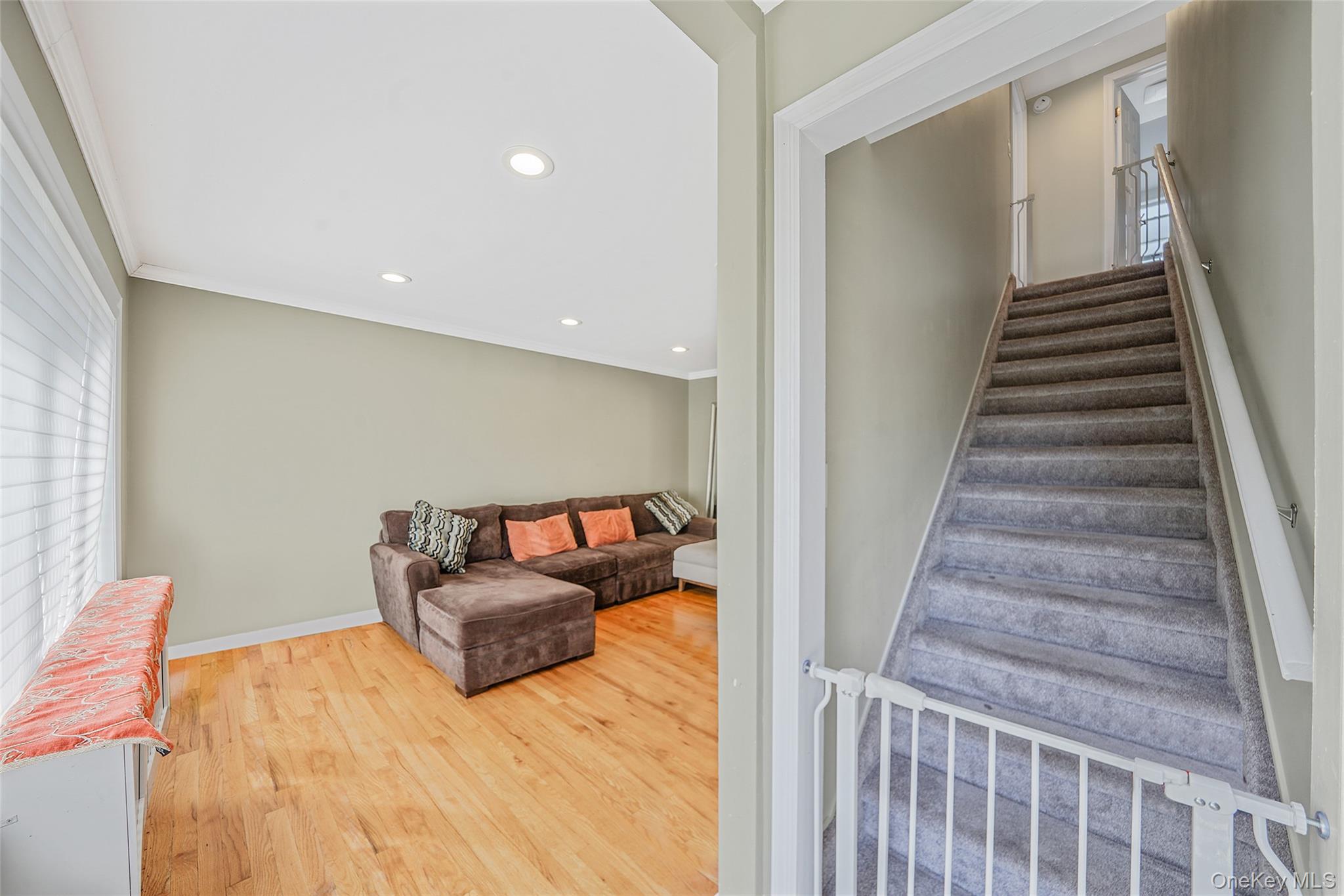 17 Barnstable Road, East Rockaway, NY 11518