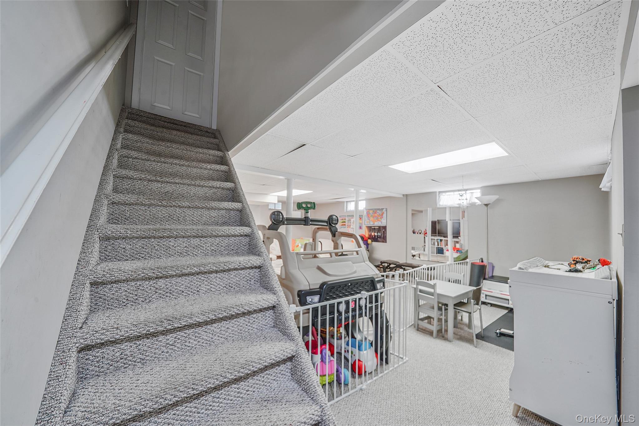 17 Barnstable Road, East Rockaway, NY 11518