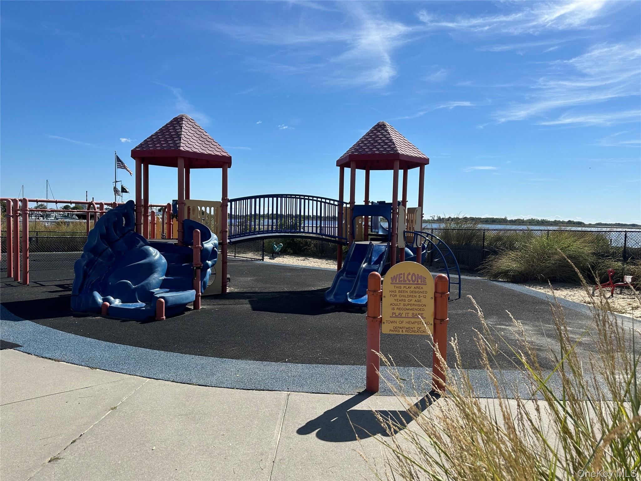 17 Barnstable Road, East Rockaway, NY 11518