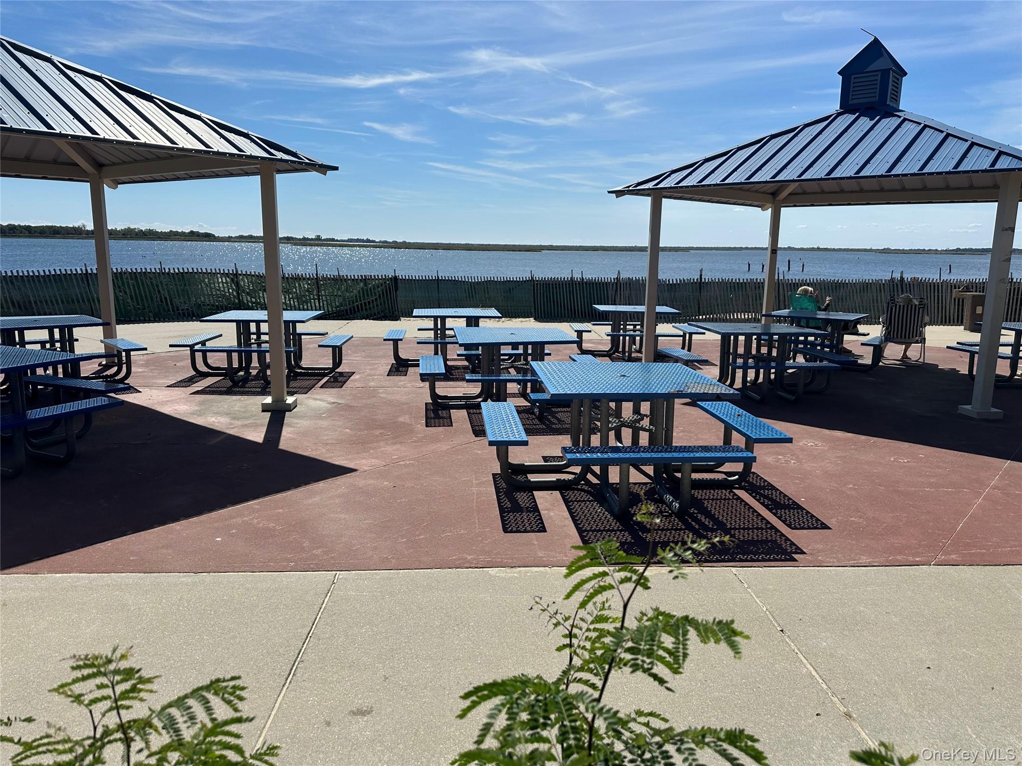 17 Barnstable Road, East Rockaway, NY 11518