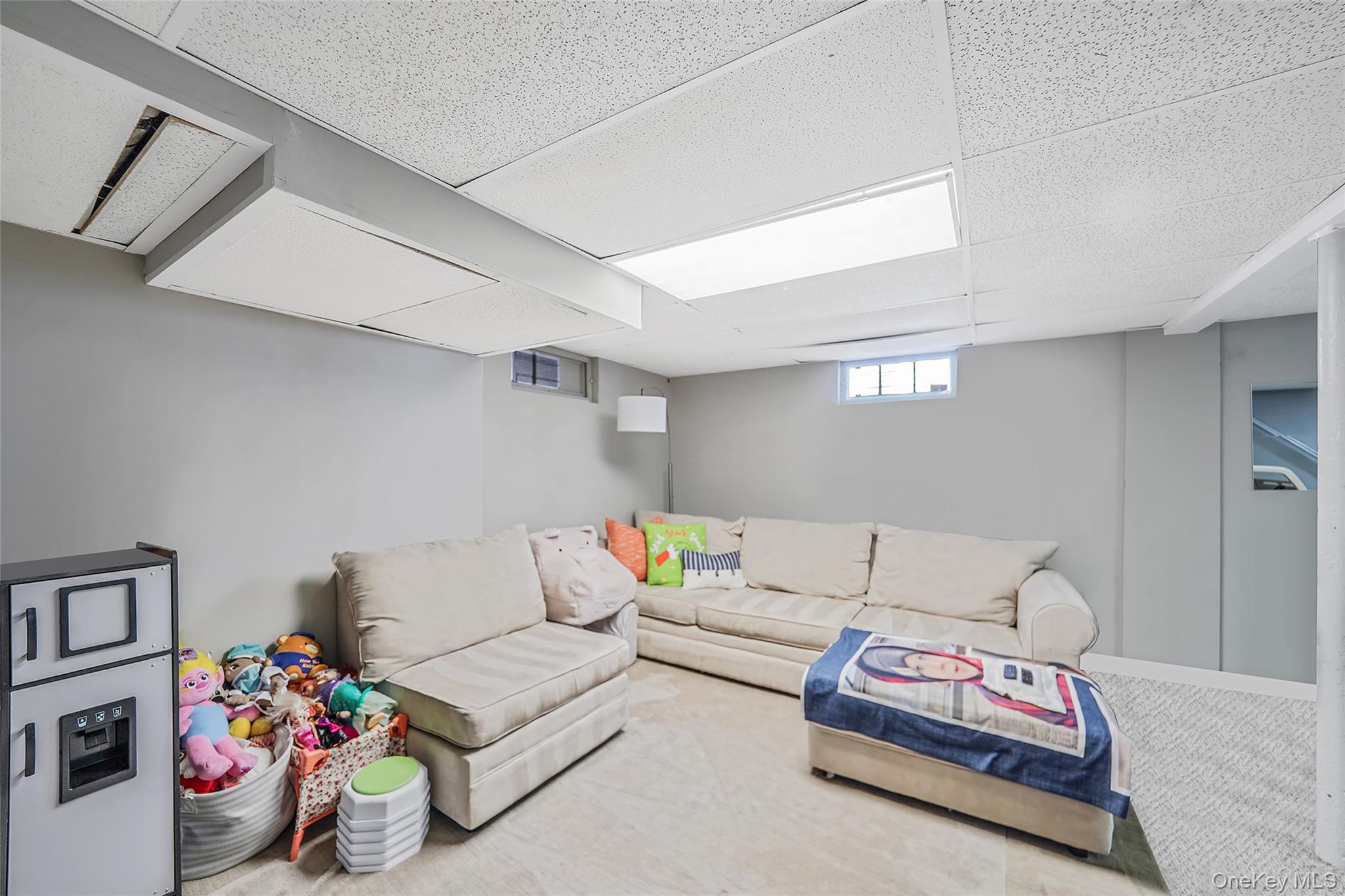 17 Barnstable Road, East Rockaway, NY 11518