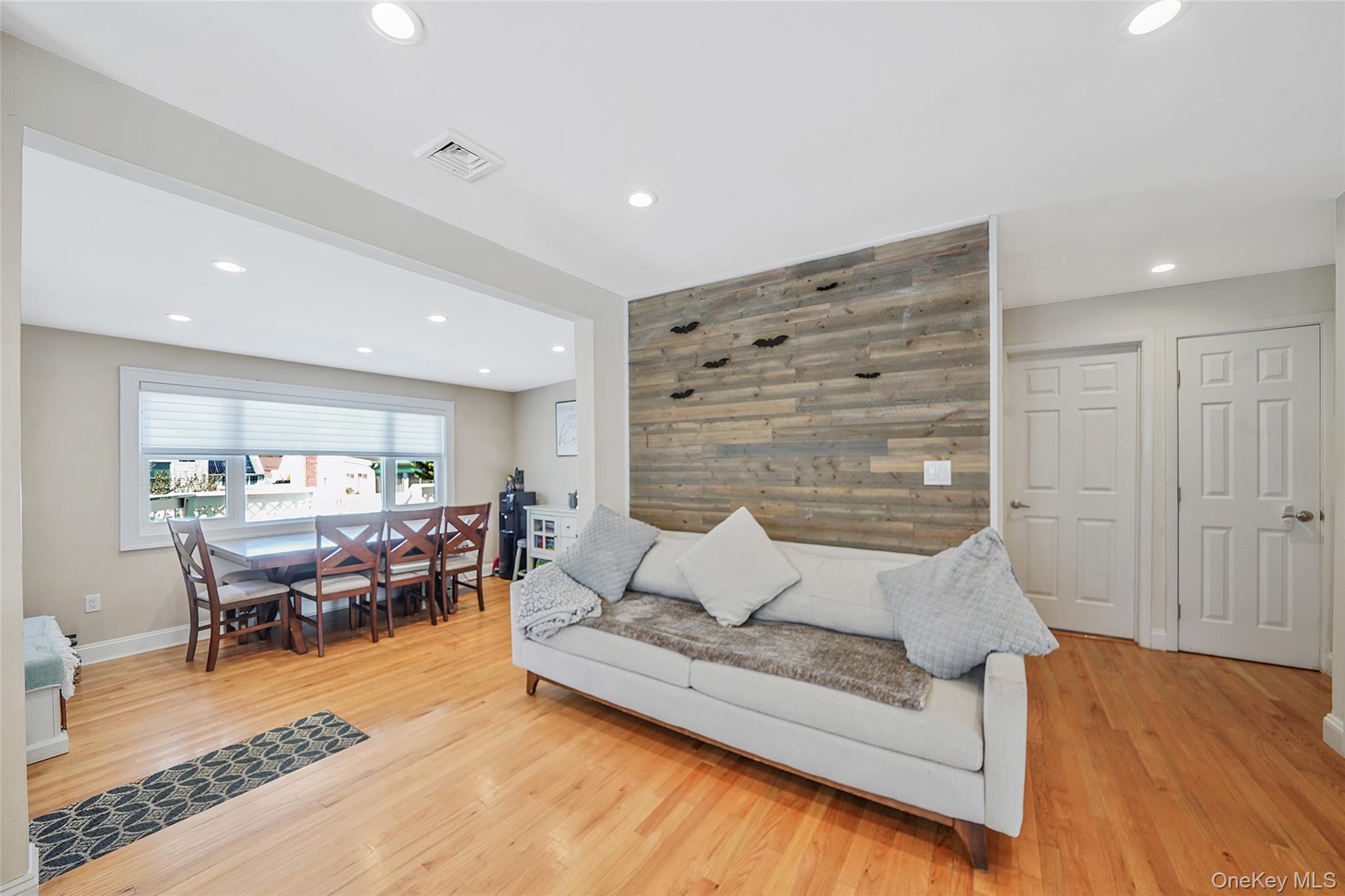 17 Barnstable Road, East Rockaway, NY 11518