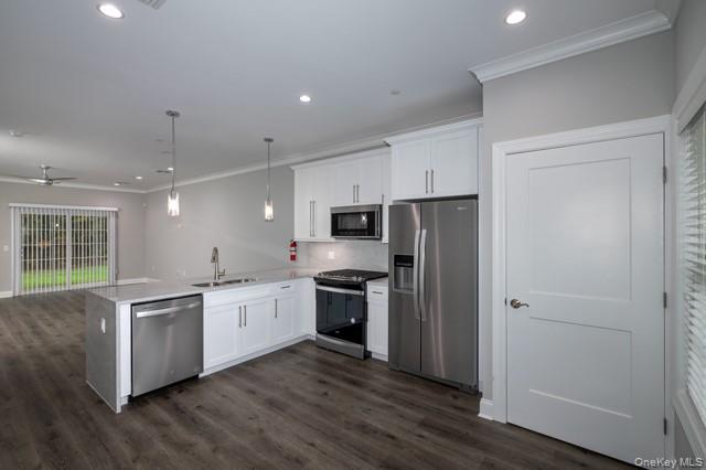 5 Sunlight Walk # 5, Holbrook, NY 11741