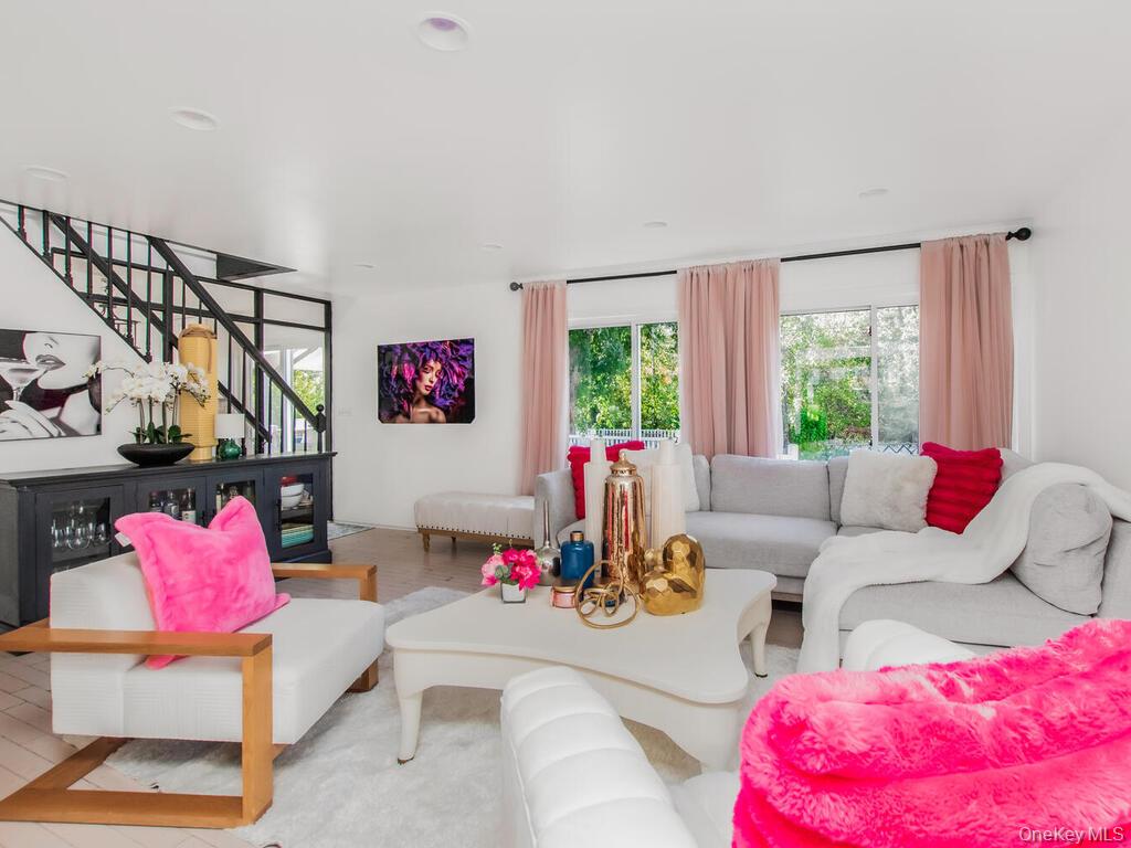 129 Gailmore Drive, Yonkers, NY 10710