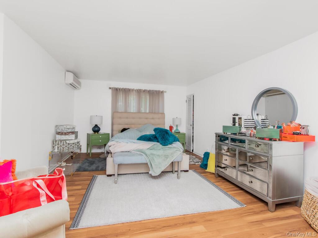 129 Gailmore Drive, Yonkers, NY 10710