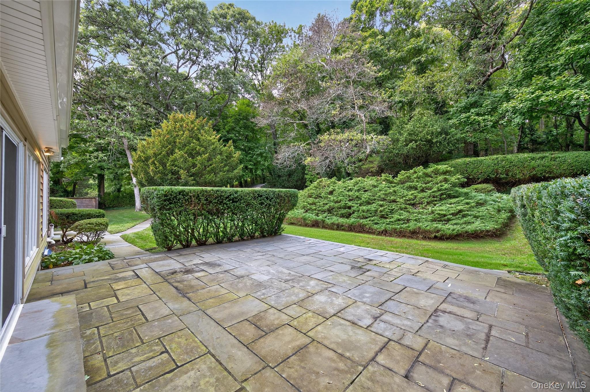 634 Park Avenue, Huntington, NY 11743