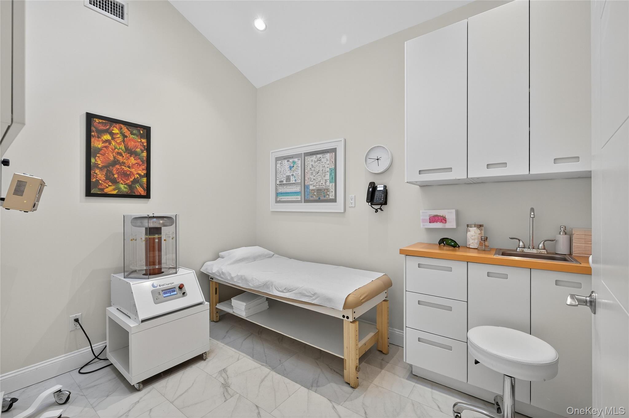 634 Park Avenue, Huntington, NY 11743