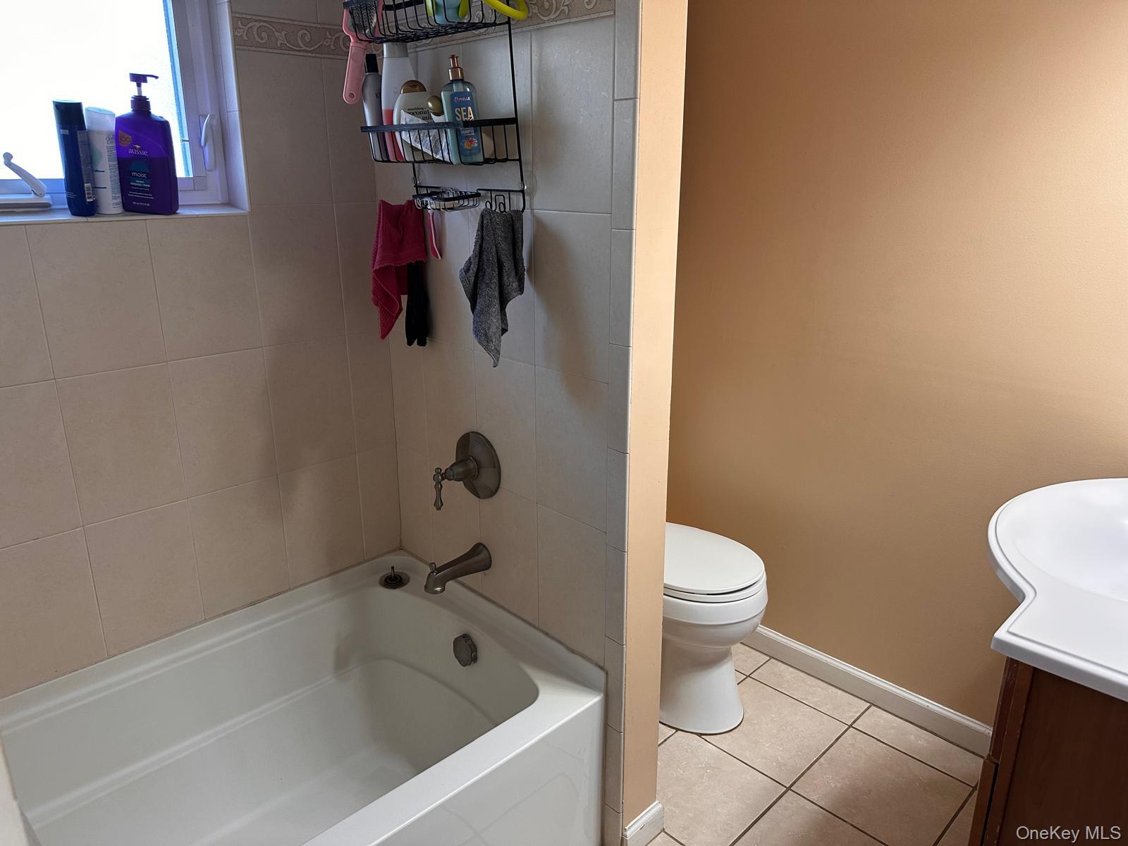 Valley Stream, NY 11581