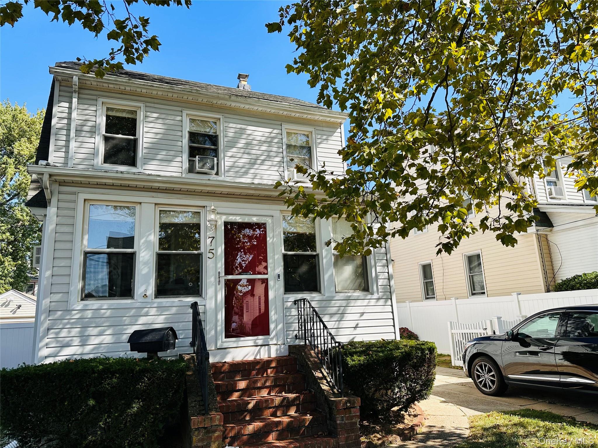 Valley Stream, NY 11581