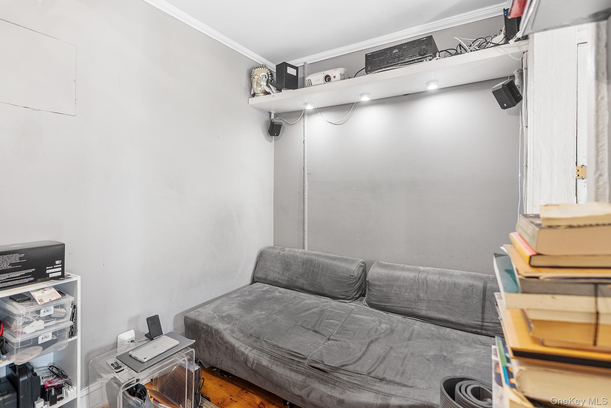 340 W 11th Street # 3WR, New York (Manhattan), NY 10014