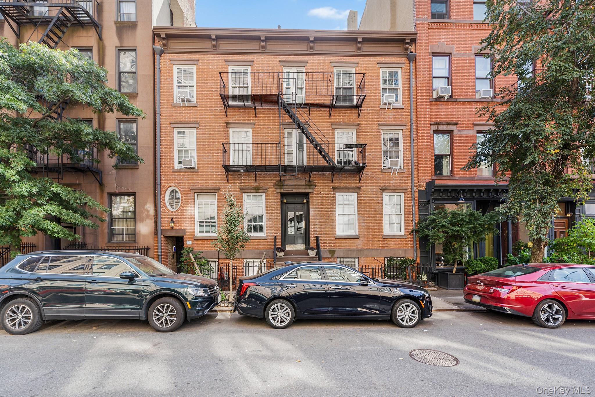 340 W 11th Street # 3WR, New York (Manhattan), NY 10014