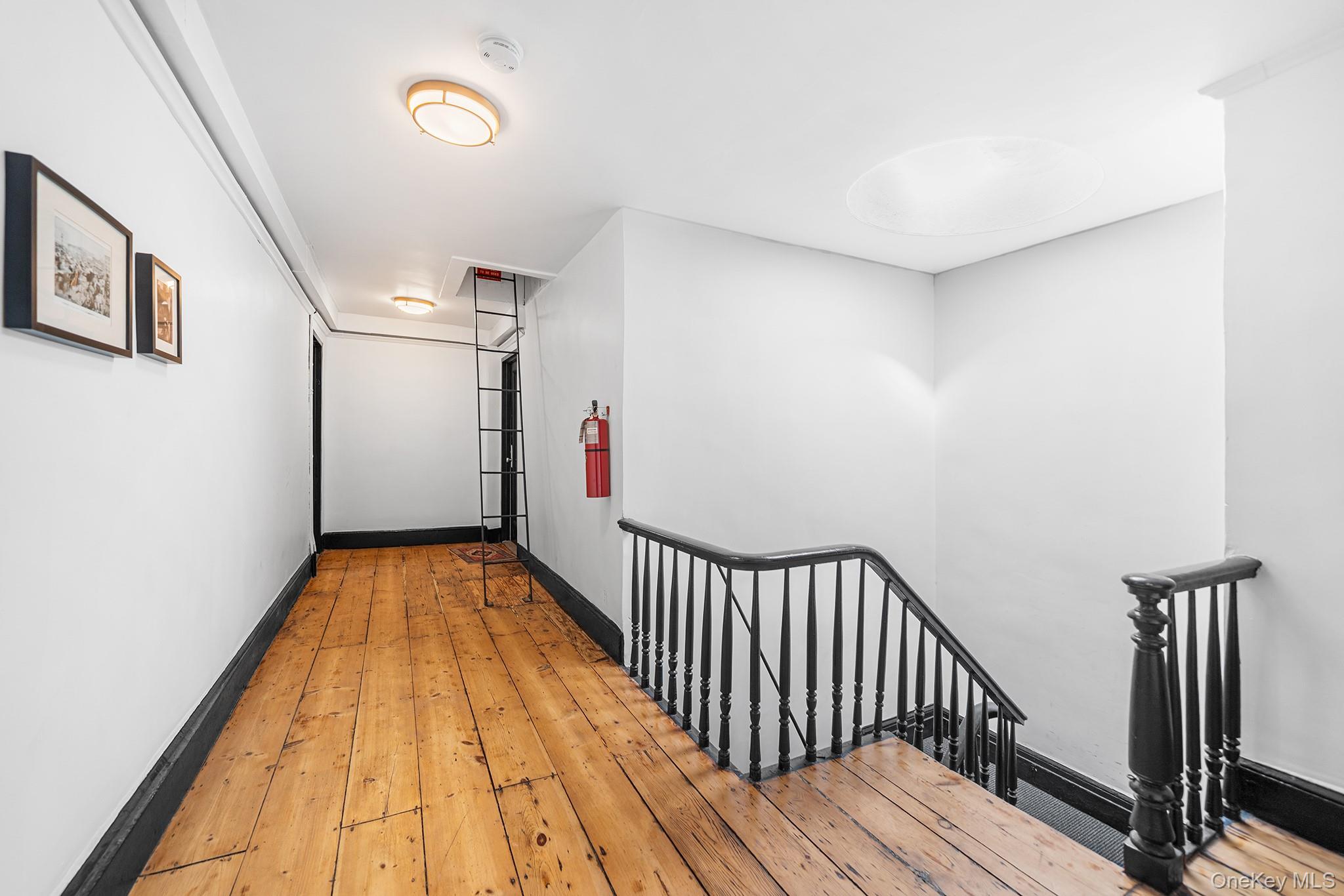 340 W 11th Street # 3WR, New York (Manhattan), NY 10014